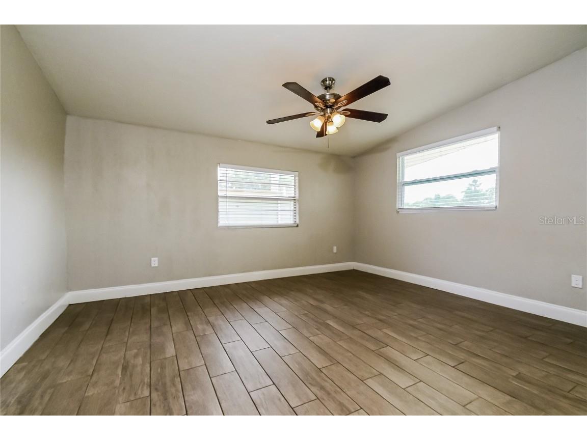 3521 Schwalbe Drive Sarasota FL 34235 TB8457213 image7