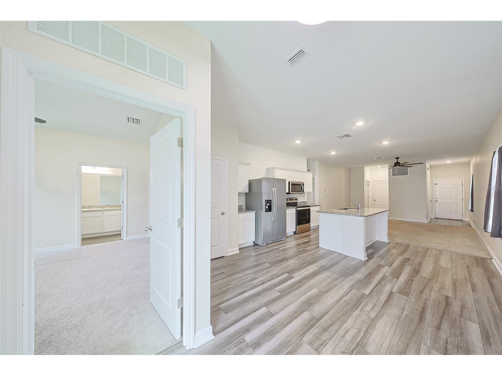 35210 Daisy Meadow Loop Zephyrhills FL 33541 TB8469569 image13