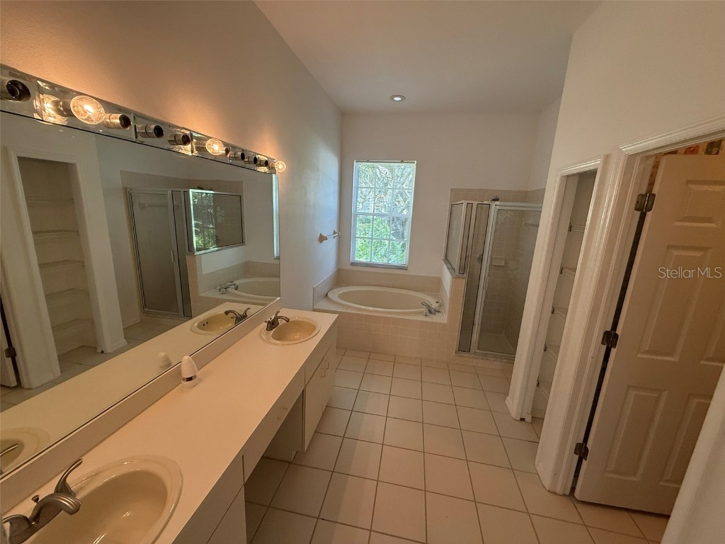 3522 Autumn Glen Drive Valrico FL 33596 L4955770 image10