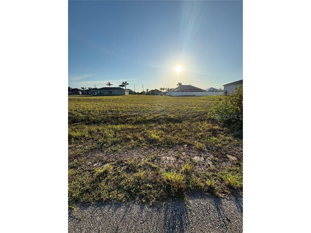 3522 NW 41st Place Cape Coral FL 33993 C7509988 image1