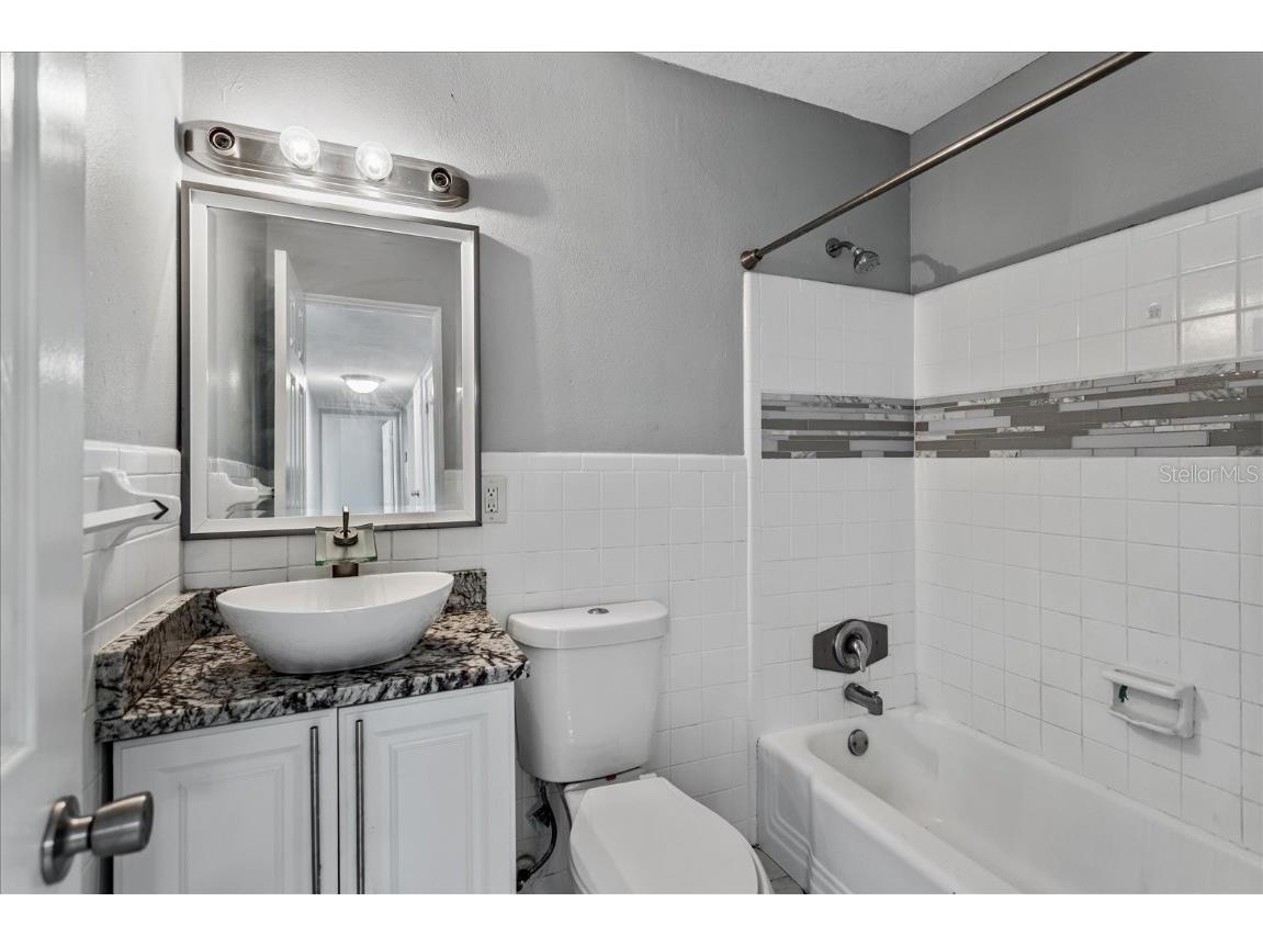 3522 Price Avenue Orlando FL 32806 O6352461 image16