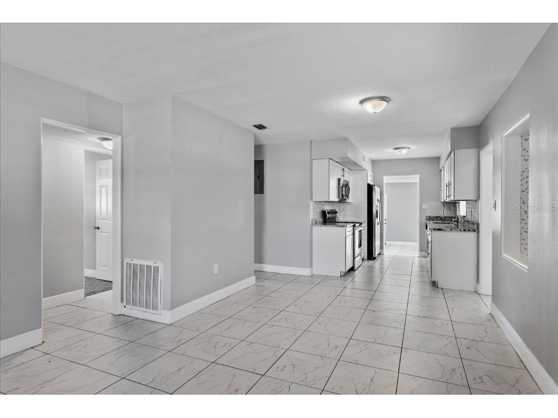 3522 Price Avenue Orlando FL 32806 O6352461 image4