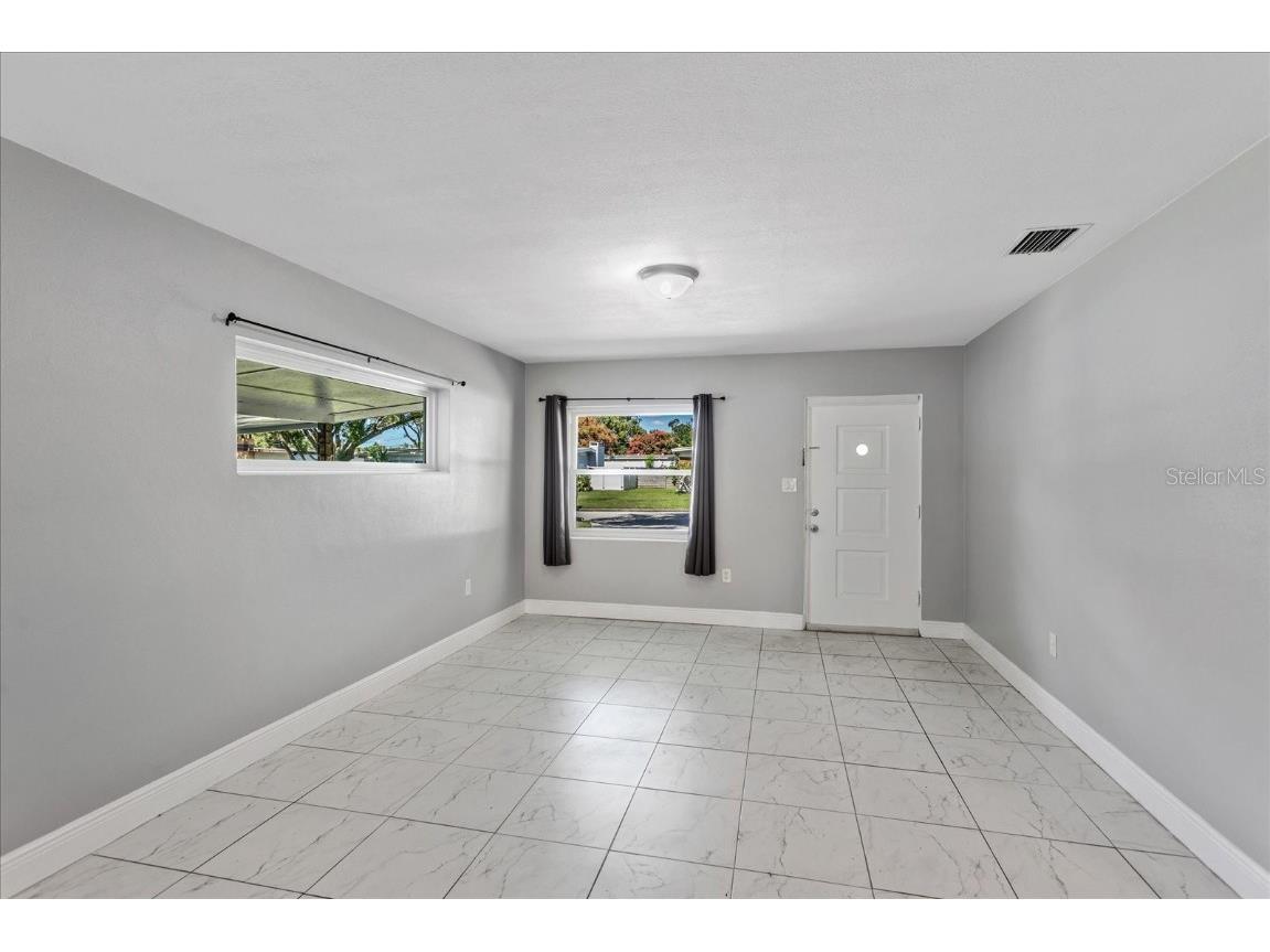 3522 Price Avenue Orlando FL 32806 O6352461 image5