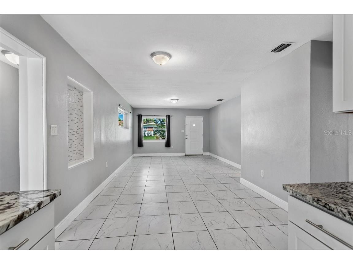 3522 Price Avenue Orlando FL 32806 O6352461 image7