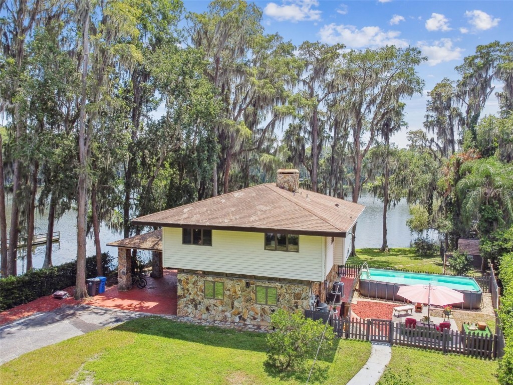 3522 Saddle Back Lane Lutz FL 33548 - SADDLE BACK LAKE T3530151 image1