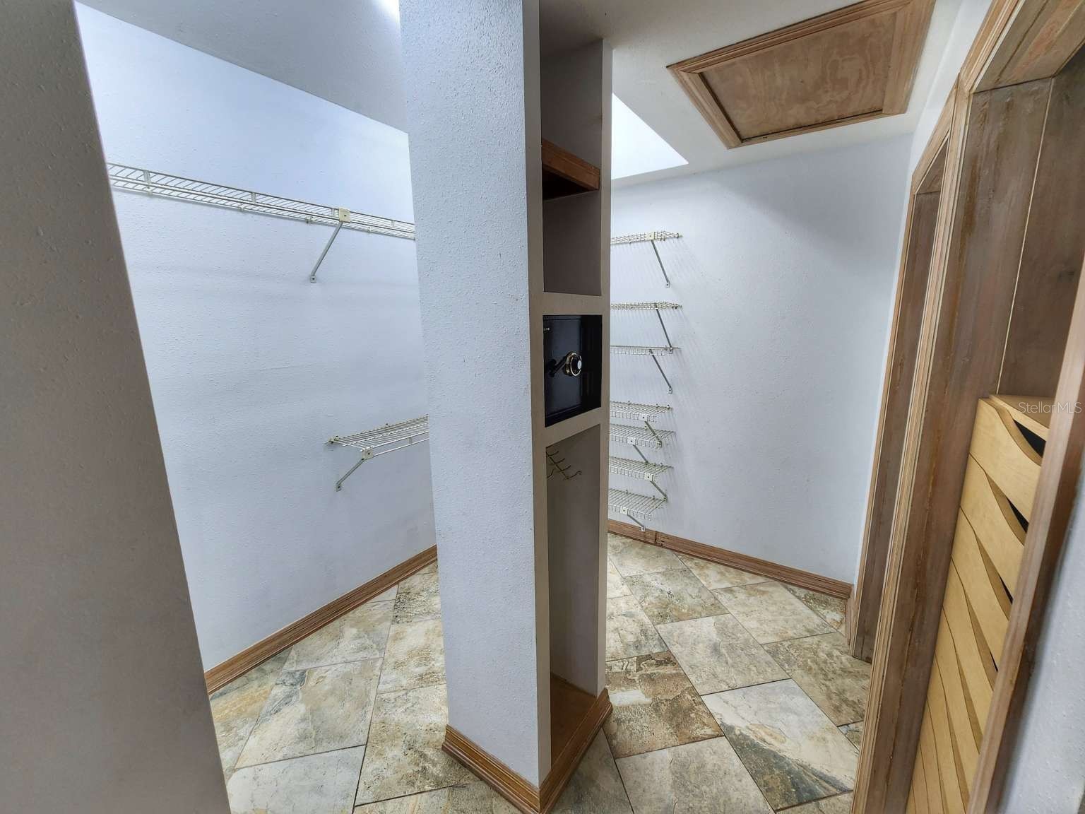 3522 Shoreline Circle Palm Harbor FL 34684 TB8467469 image36
