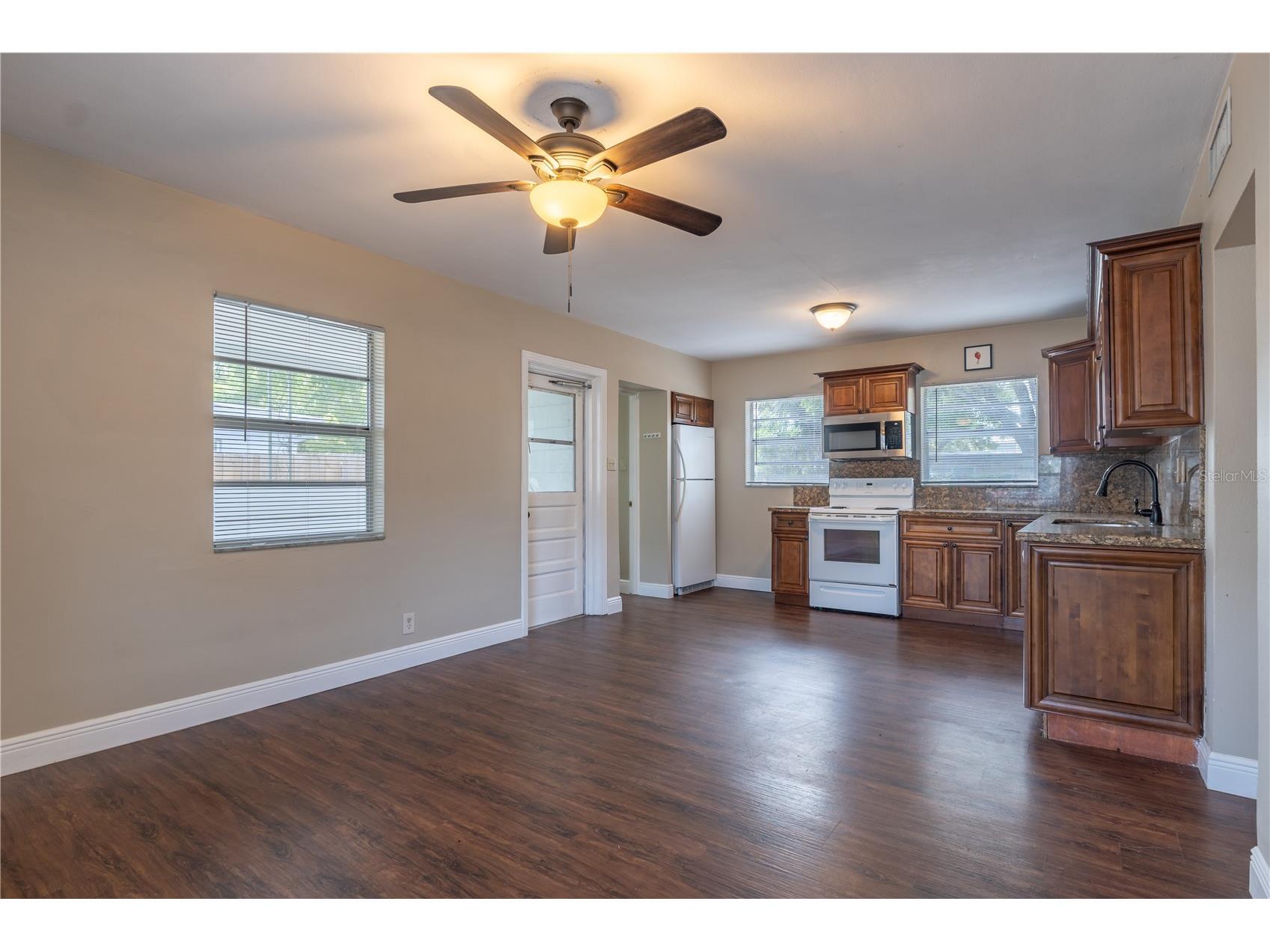 3522 W Paul Avenue Tampa FL 33611 TB8500707 image3