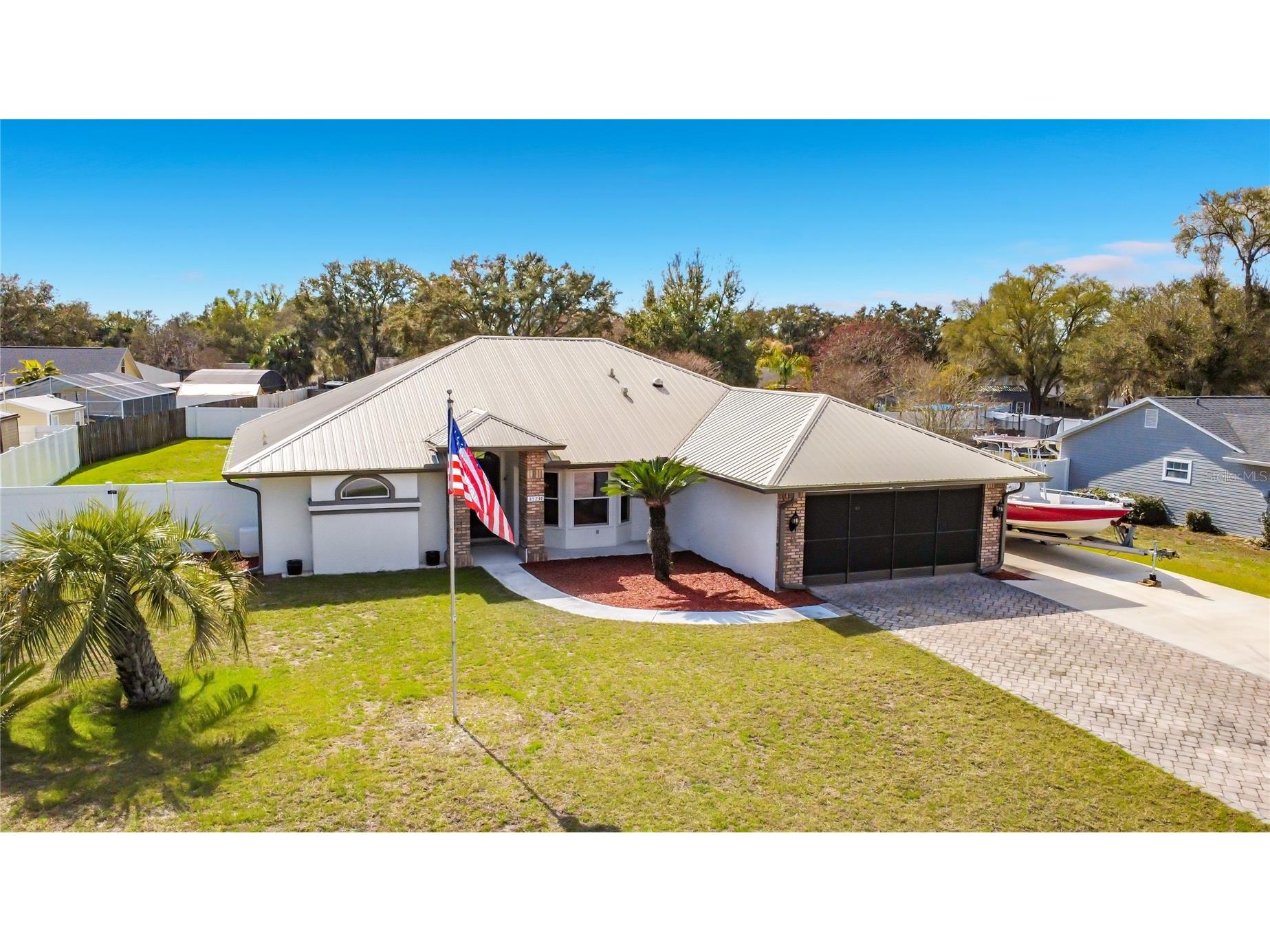 35234 Queens Way Fruitland Park FL 34731 G5108924 image1