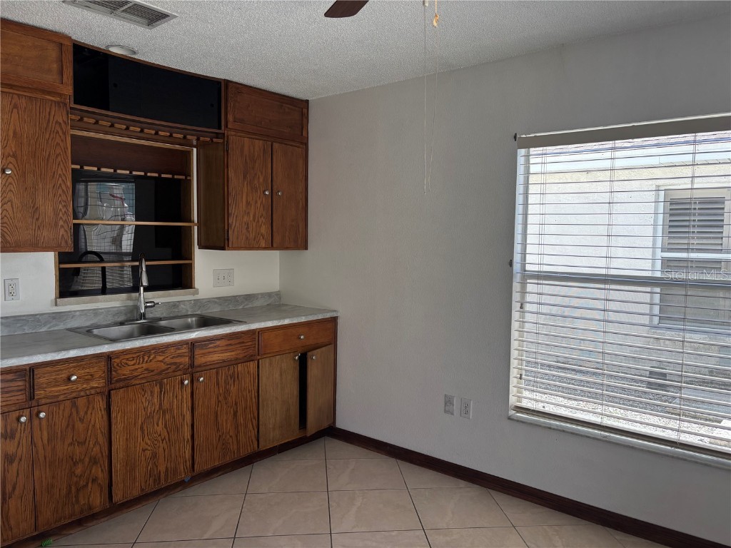 3524 Chinaberry Lane Sarasota FL 34235 A4660374 image13