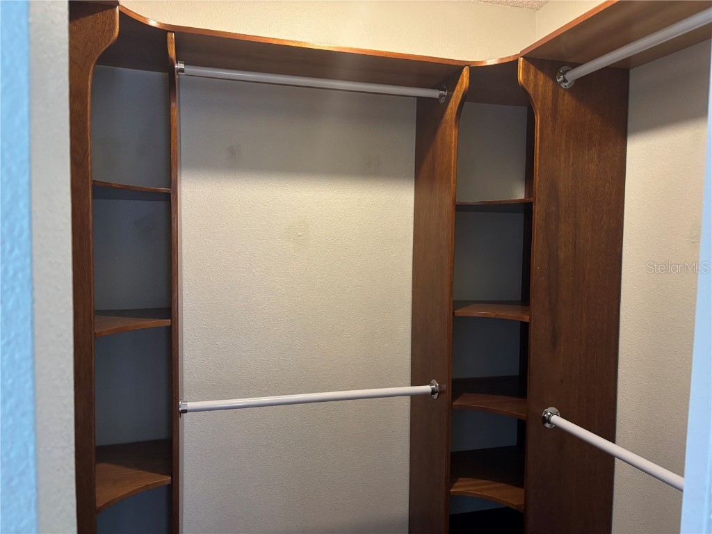 3524 Chinaberry Lane Sarasota FL 34235 A4660374 image17