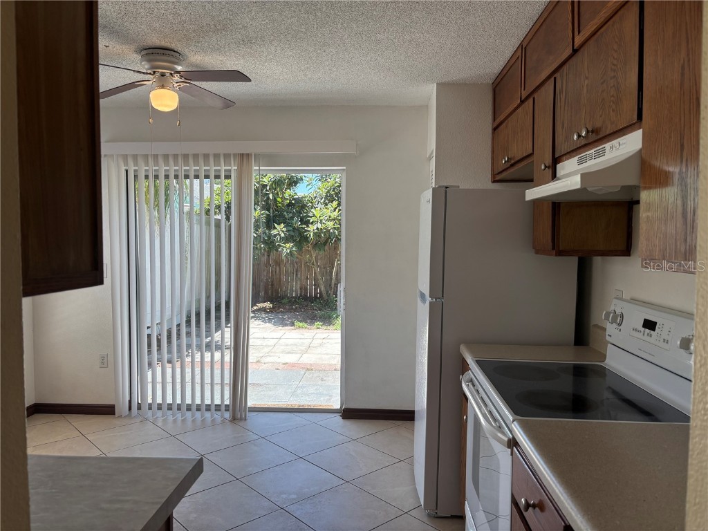 3524 Chinaberry Lane Sarasota FL 34235 A4660374 image9