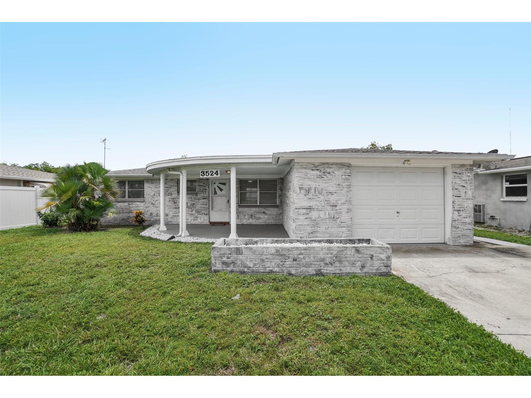 3524 Cincinnati Drive Holiday FL 34691 TB8485973 image1