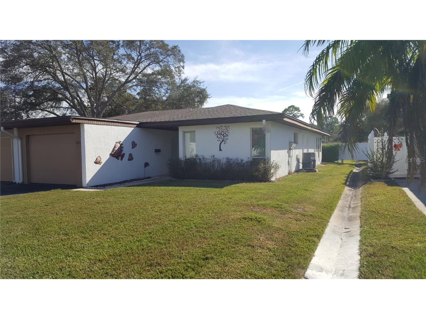 3524 N Village Court #227 Sarasota FL 34231 A4591865 image1