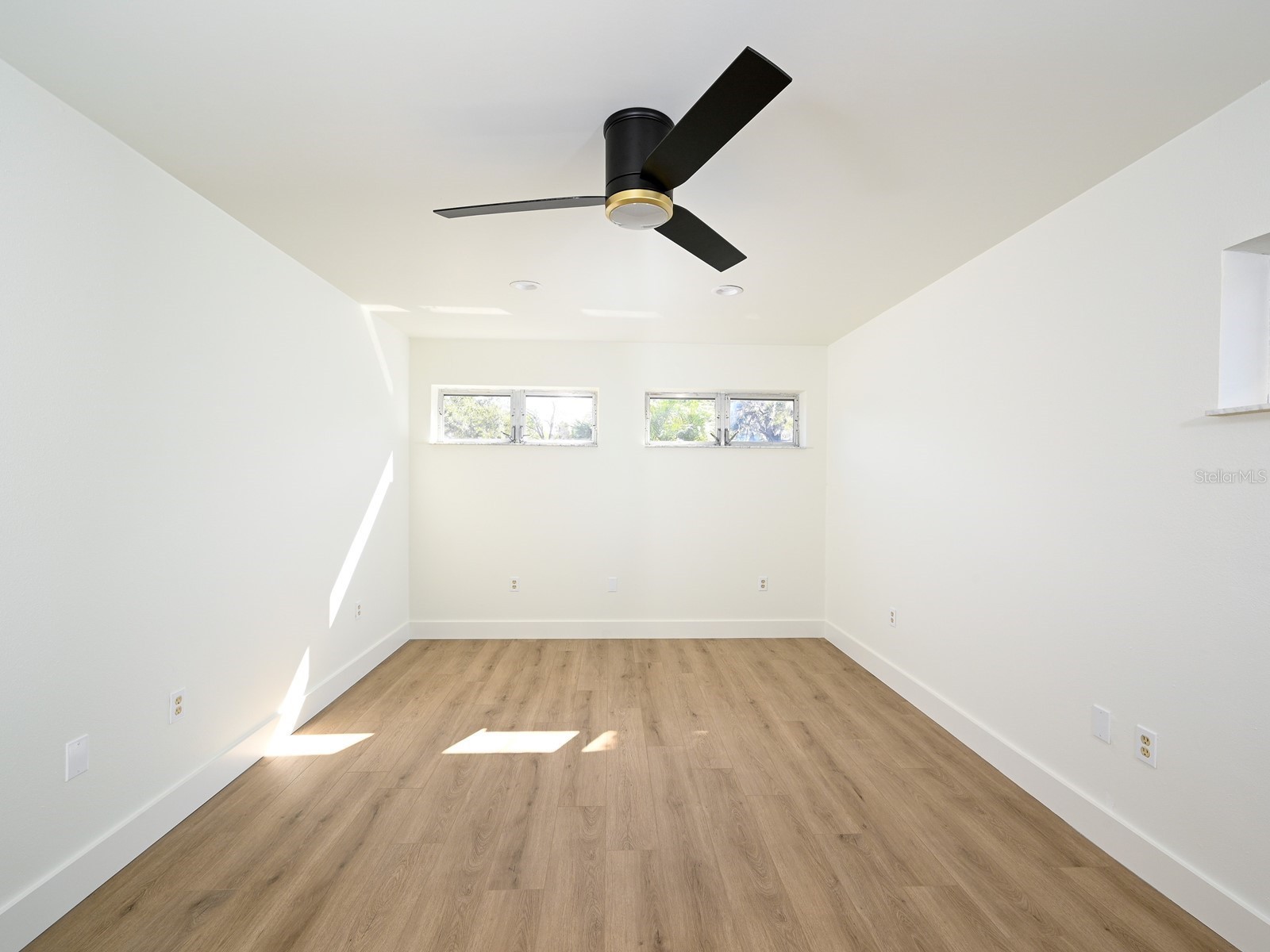 3524 Prado Drive Sarasota FL 34235 A4680430 image32