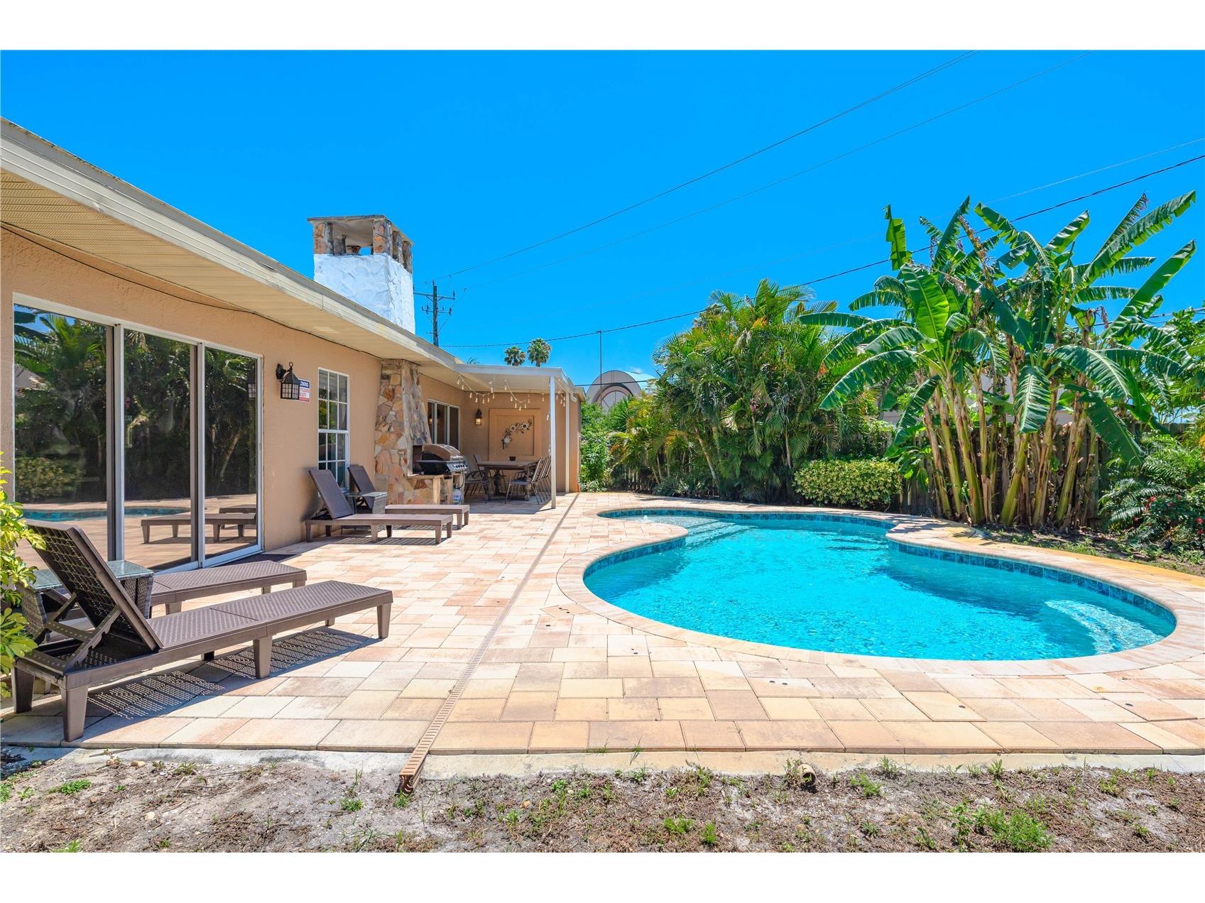 3524 S School Avenue Sarasota FL 34239 A4693494 image43