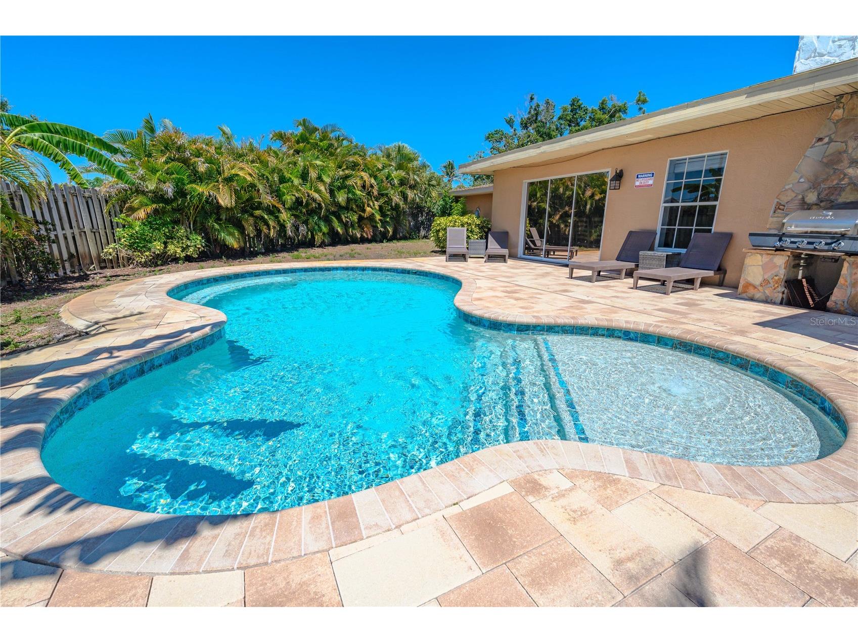 3524 S School Avenue Sarasota FL 34239 A4693494 image48