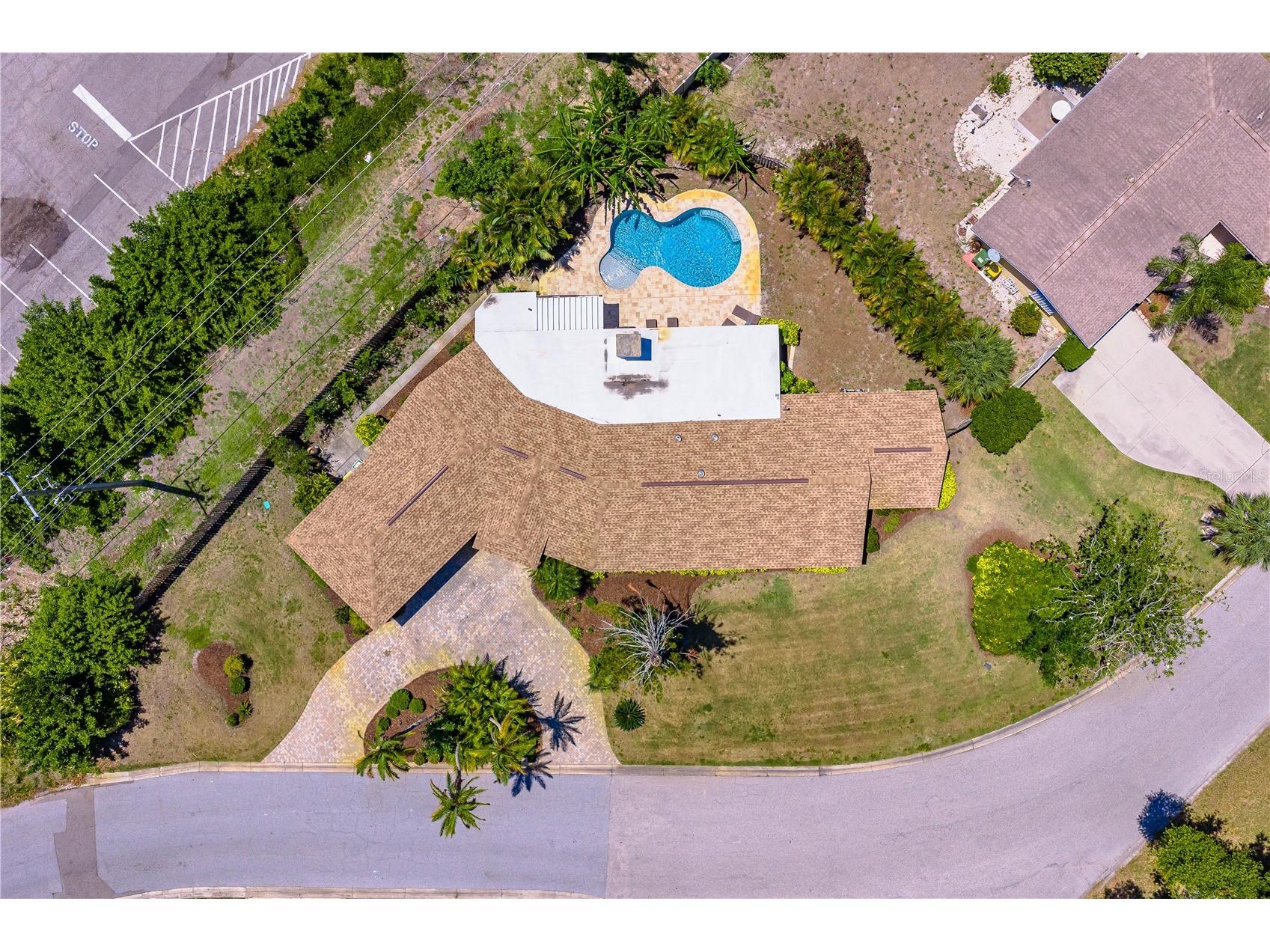 3524 S School Avenue Sarasota FL 34239 A4693494 image53