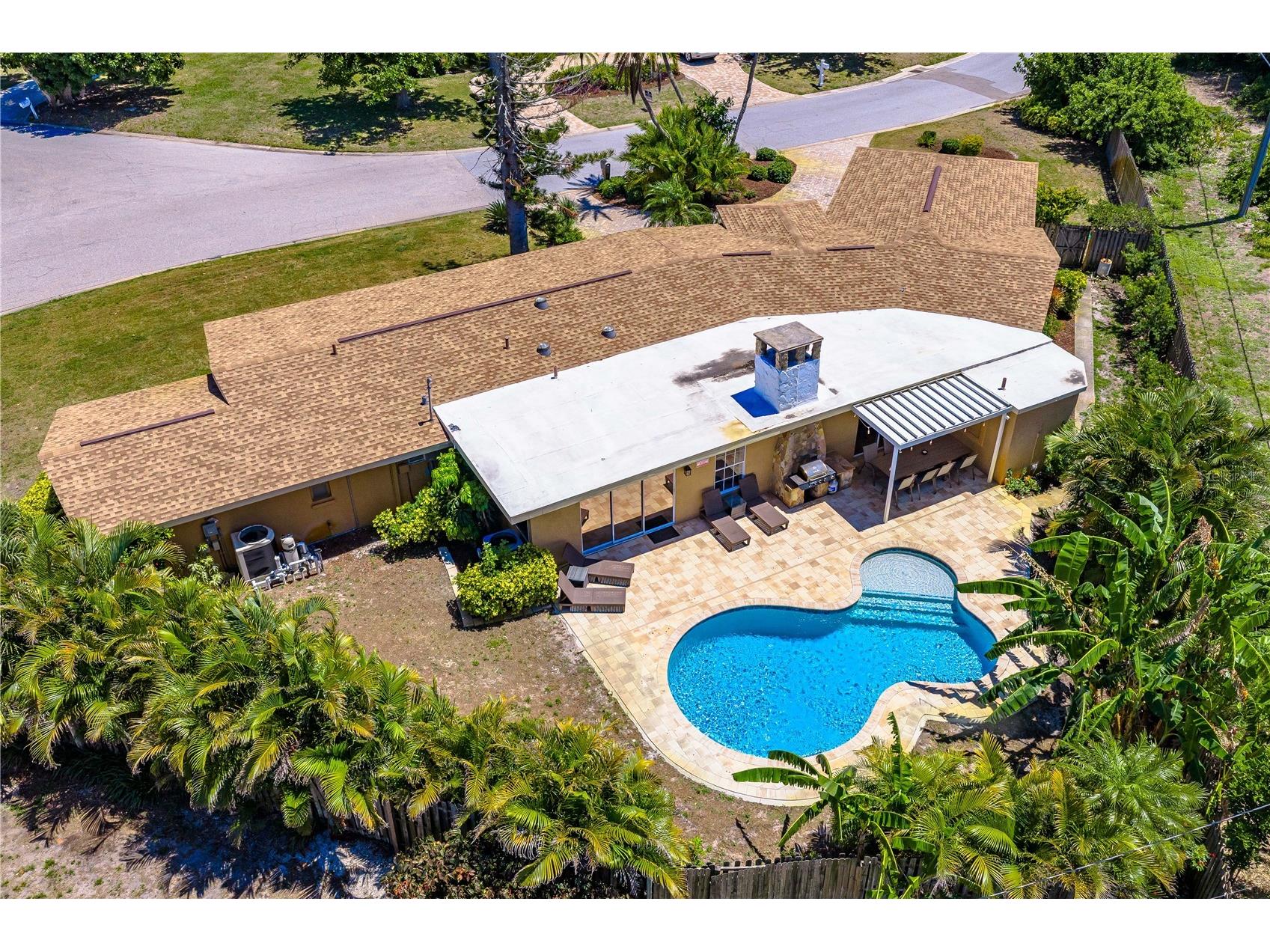 3524 S School Avenue Sarasota FL 34239 A4693494 image56