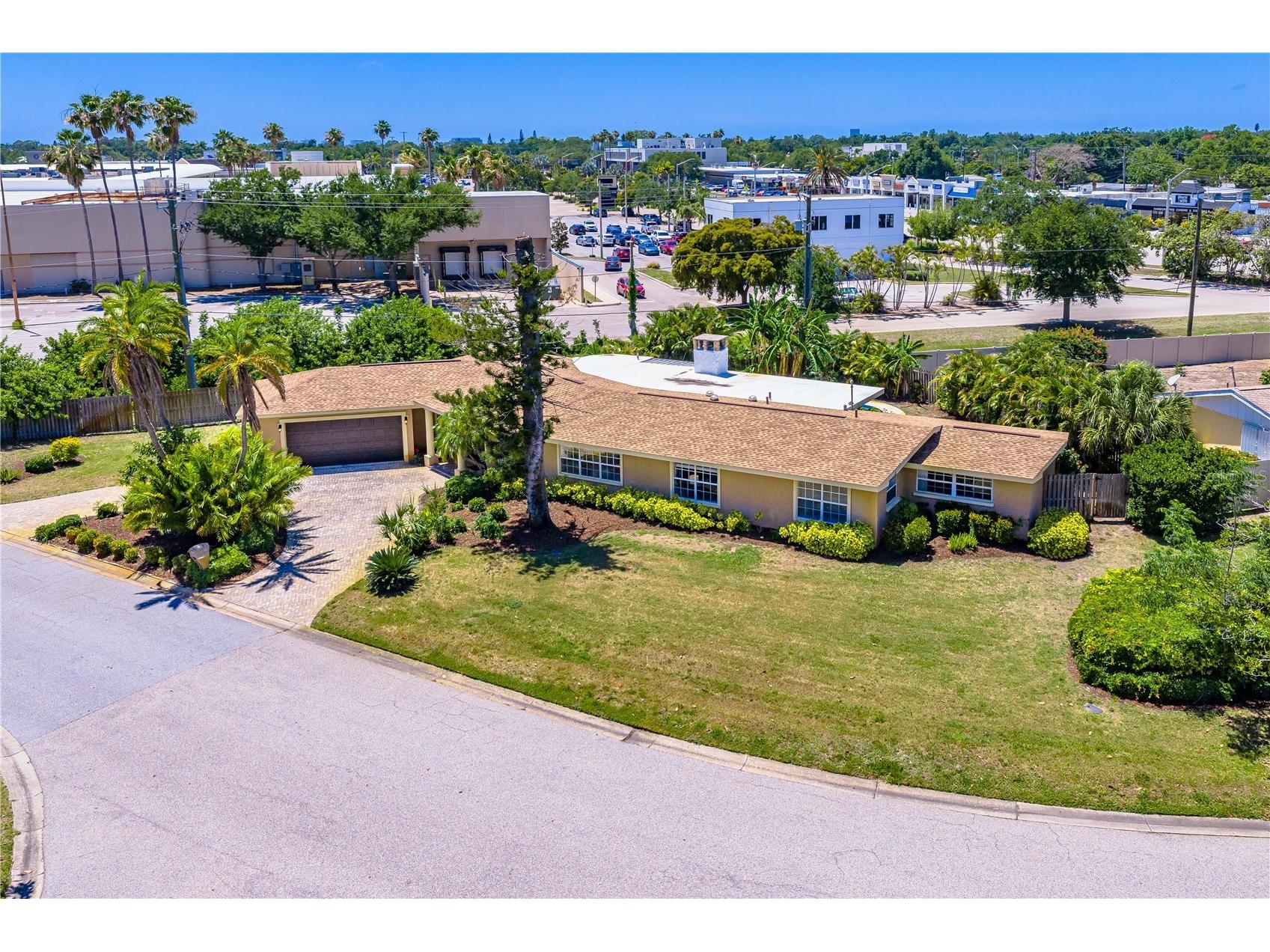 3524 S School Avenue Sarasota FL 34239 A4693494 image57