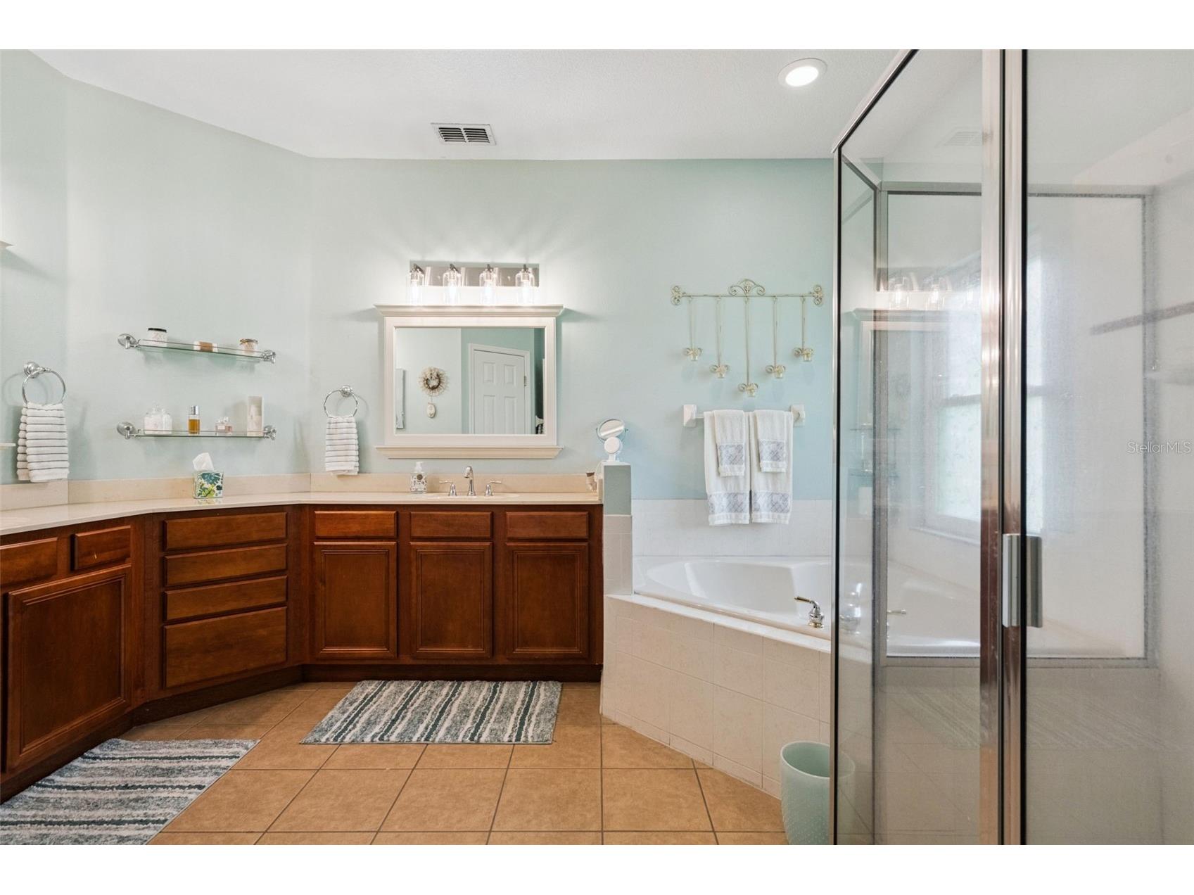 3524 Shorewood Drive Kissimmee FL 34746 - LAKE TOHO S5151829 image32