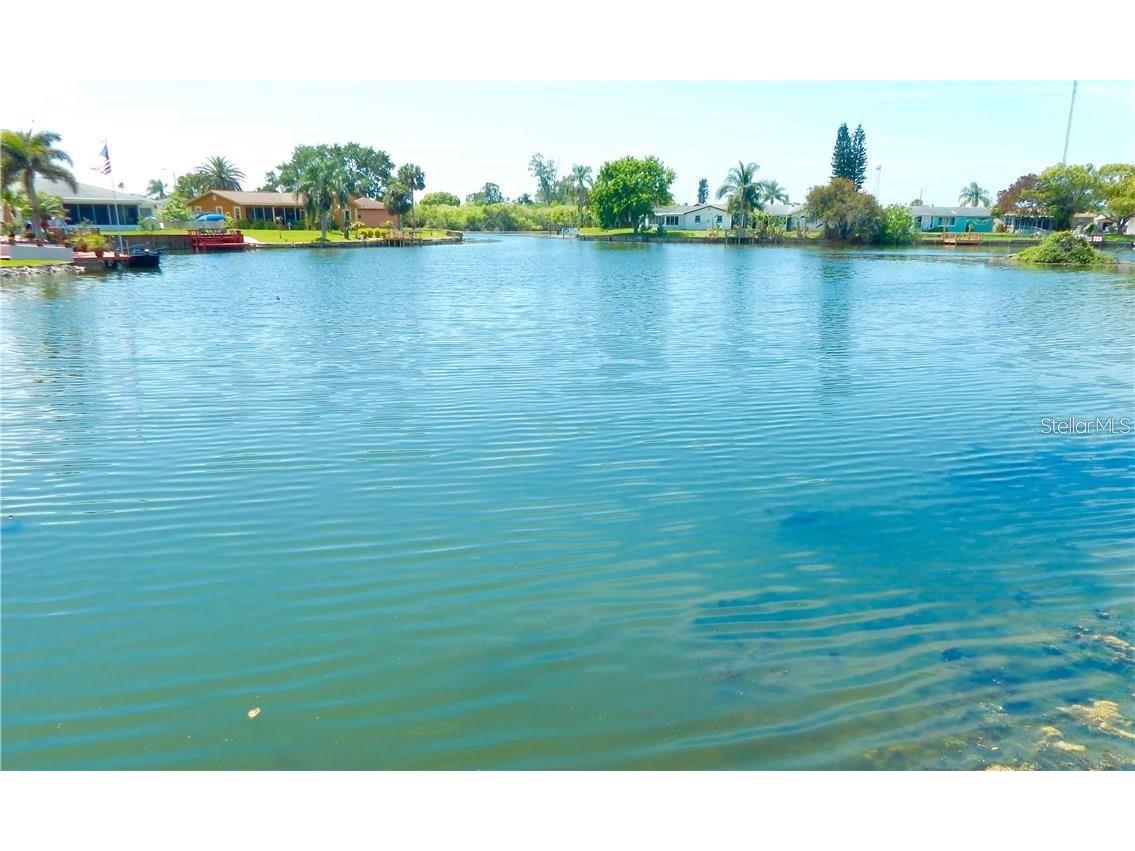 3524 Wilson Drive Holiday FL 34691 - LAKE NASH / LAKE CONLEY U8185297 image1