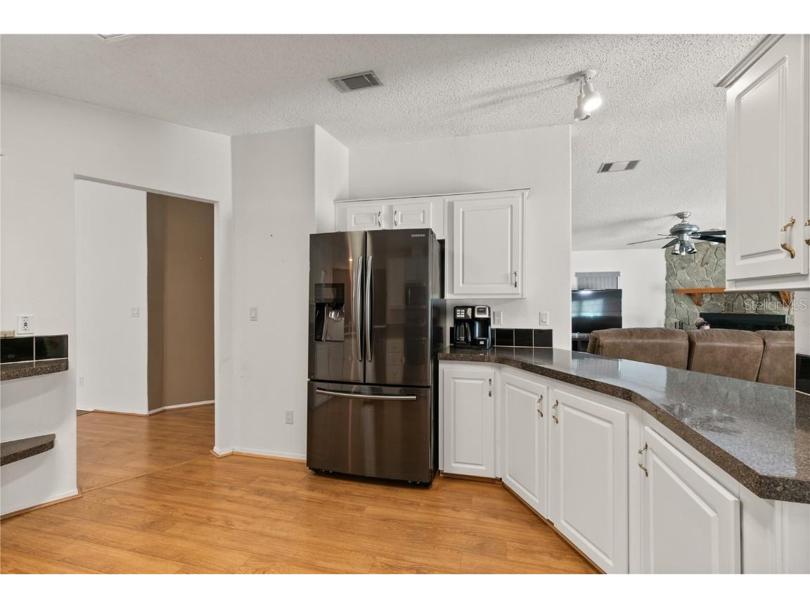 35247 Harbor Shores Road Leesburg FL 34788 - CANAL TO LAKE EUSTIS G5101833 image8