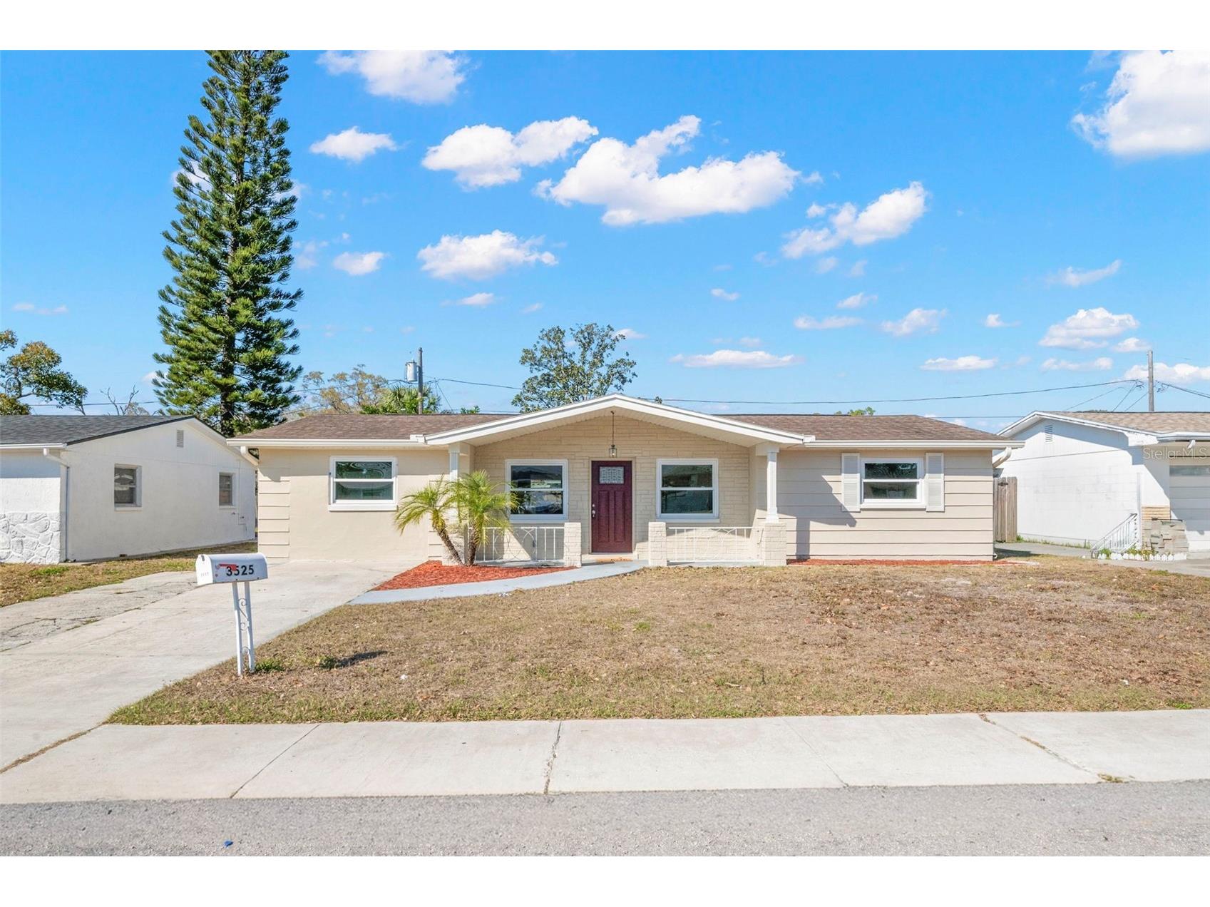 3525 Emory Drive Holiday FL 34691 TB8483058 image1