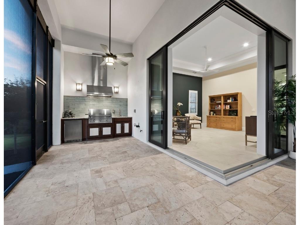 3525 Founders Club Drive Sarasota FL 34240 A4672806 image16