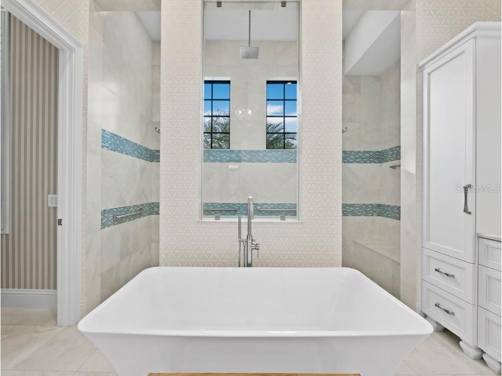 3525 Founders Club Drive Sarasota FL 34240 A4672806 image34