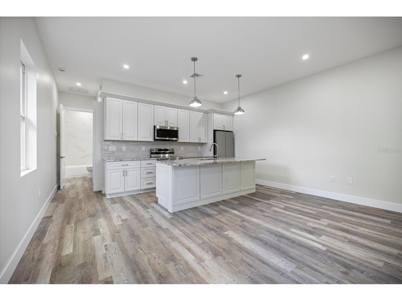 3525 Mcintosh Road Sarasota FL 34232 D6145553 image12