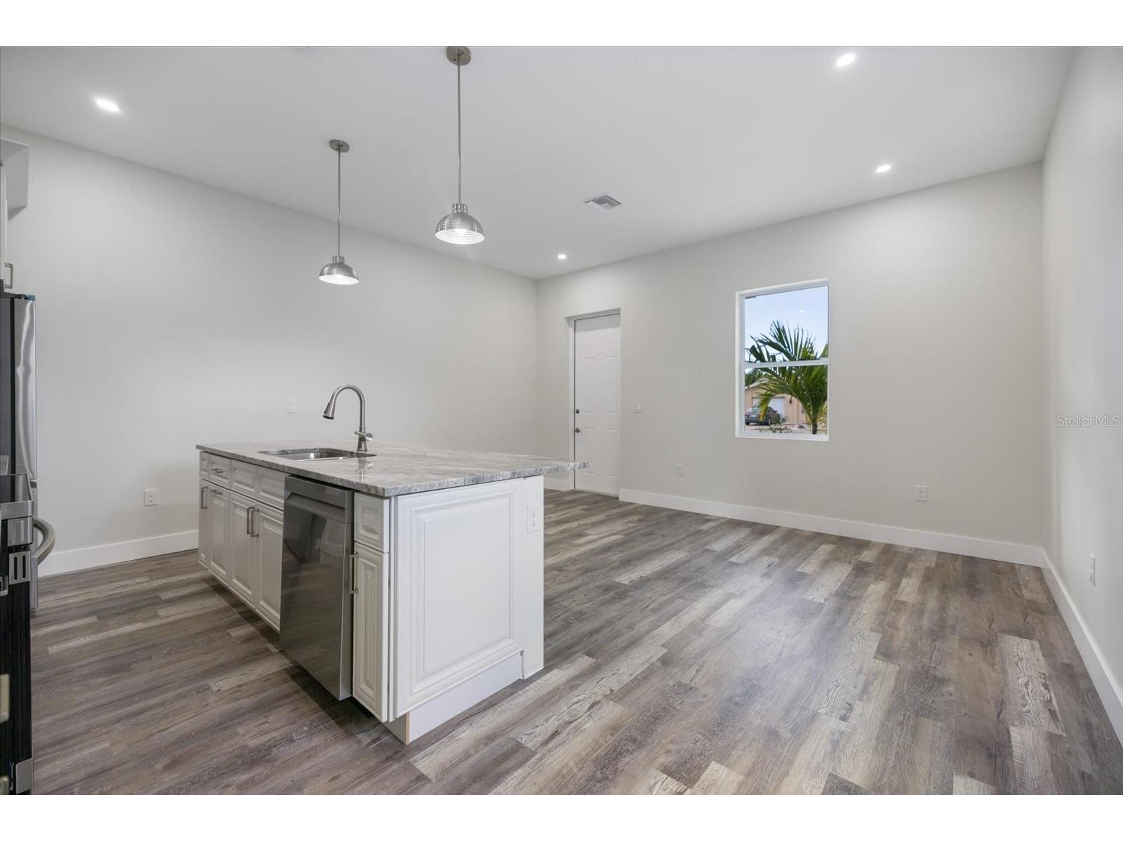 3525 Mcintosh Road Sarasota FL 34232 D6145553 image13