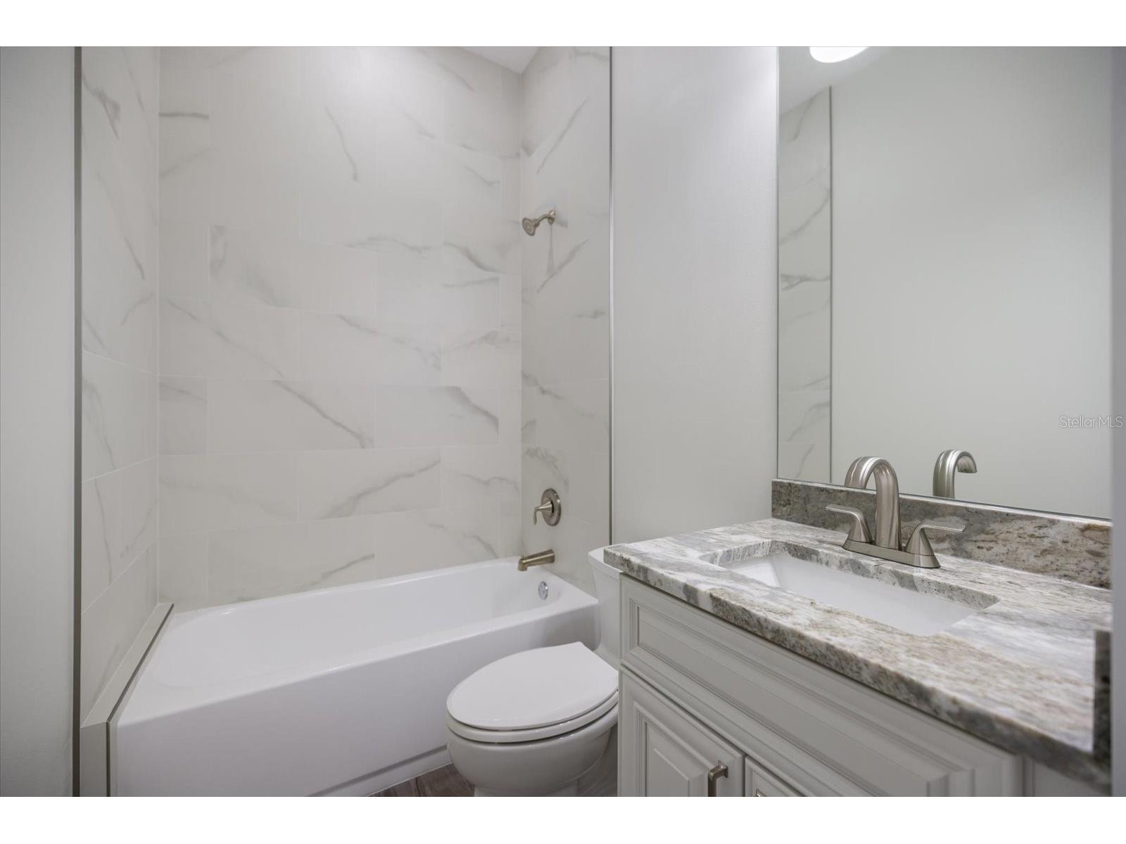 3525 Mcintosh Road Sarasota FL 34232 D6145553 image8