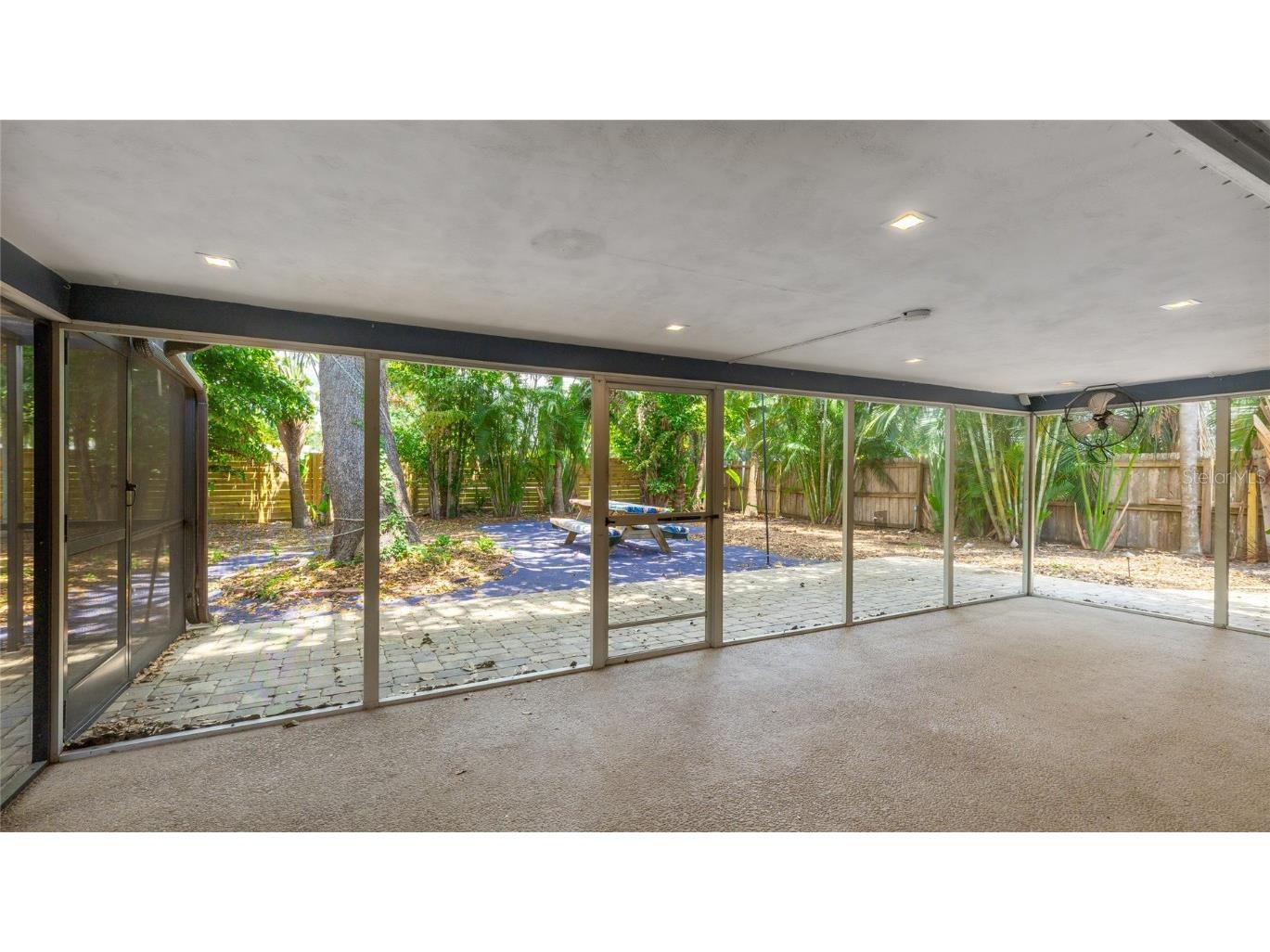 3525 Riviera Drive Sarasota FL 34232 A4656013 image20