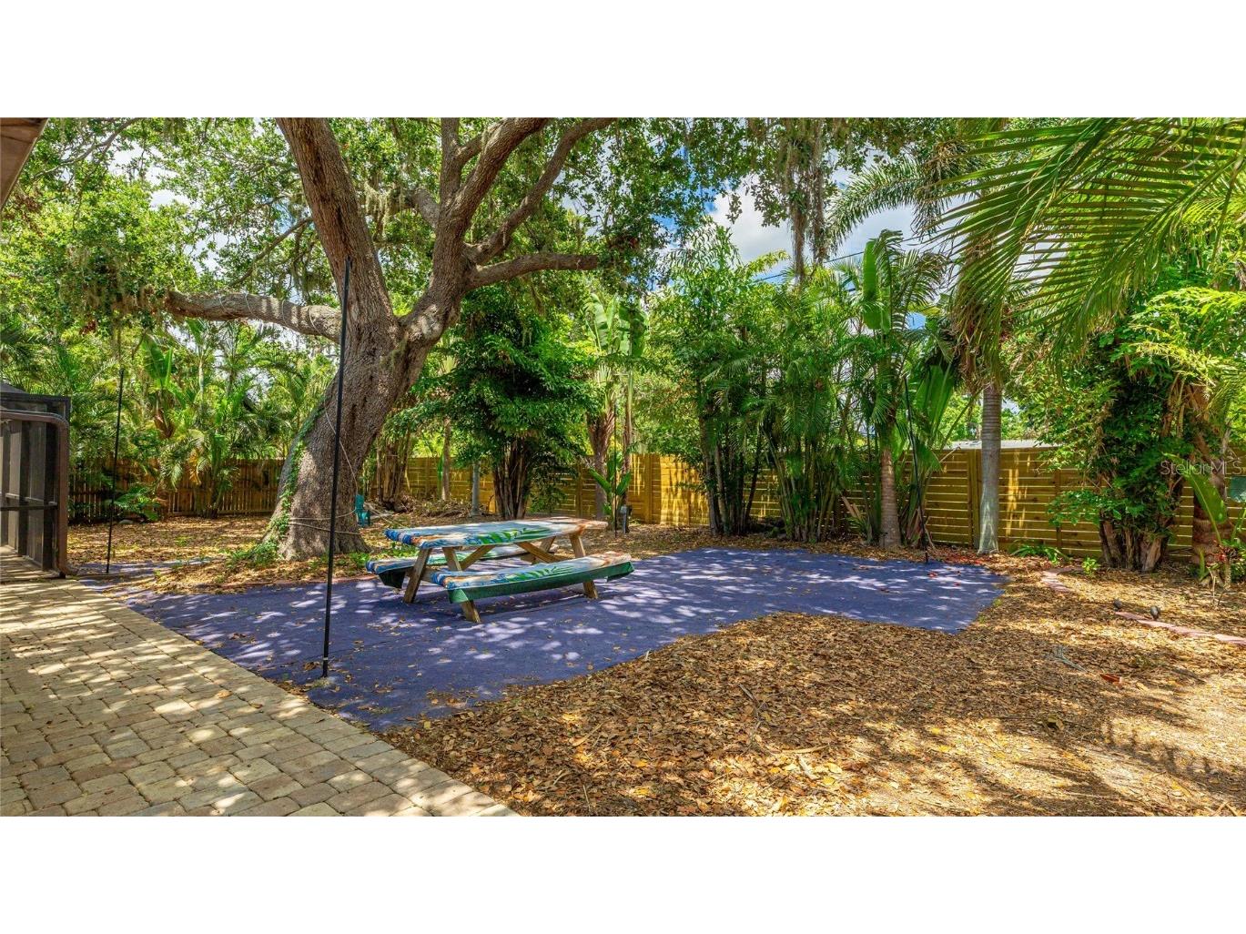 3525 Riviera Drive Sarasota FL 34232 A4656013 image25