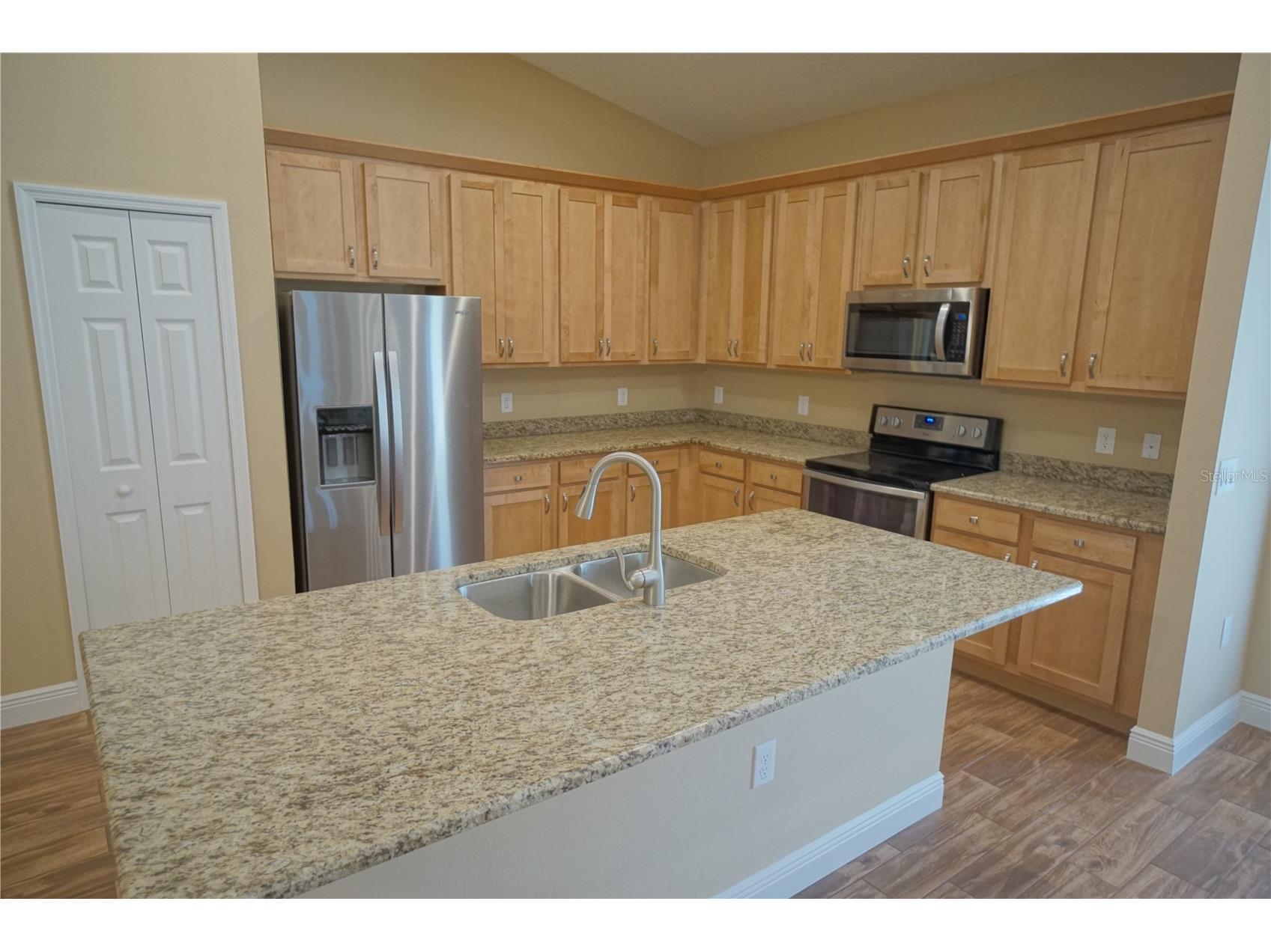 3525 W Ballast Point Boulevard Tampa FL 33611 TB8475457 image12