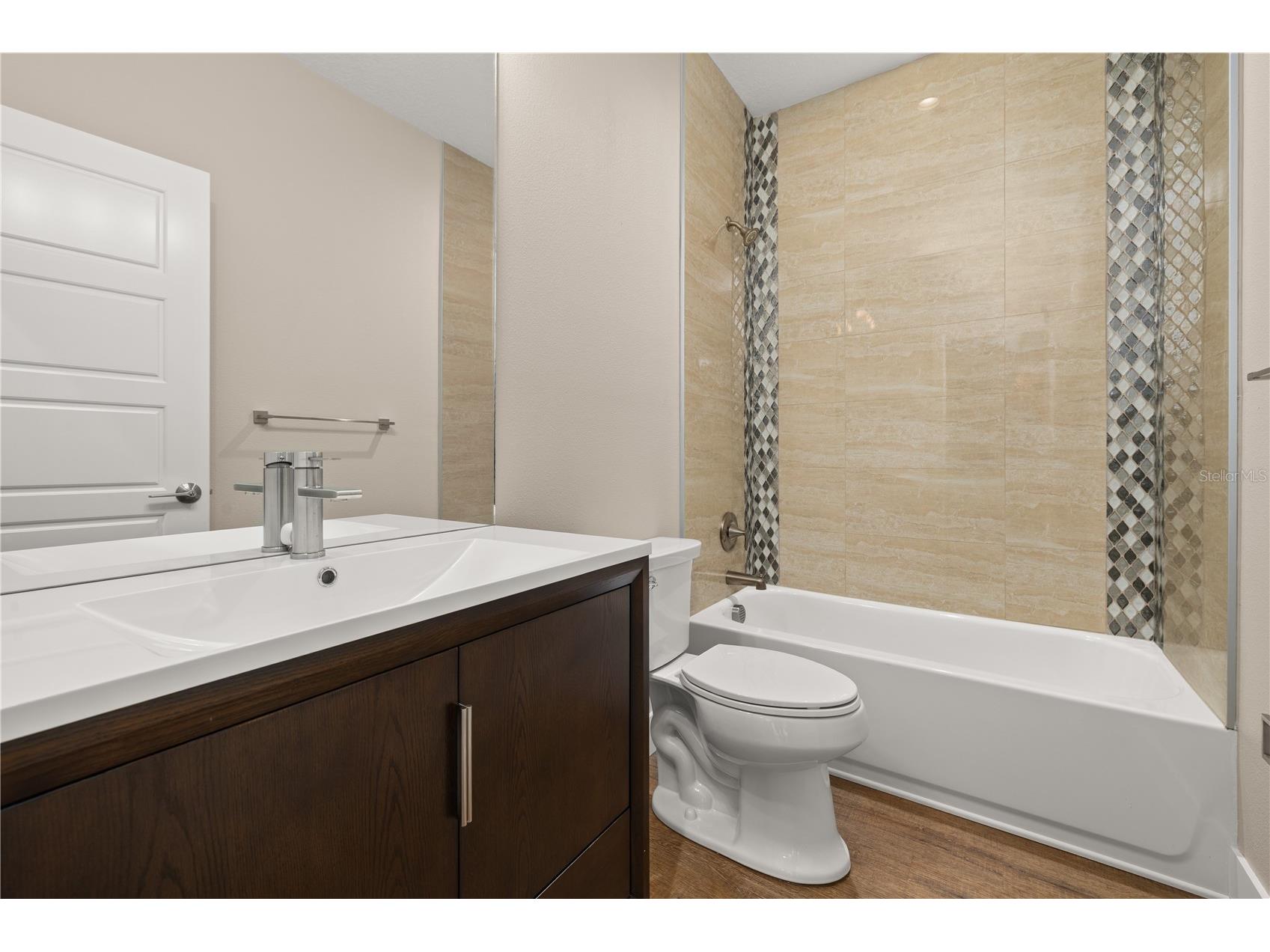 3526 E Crystal Lake Avenue Orlando FL 32806 O6407270 image35