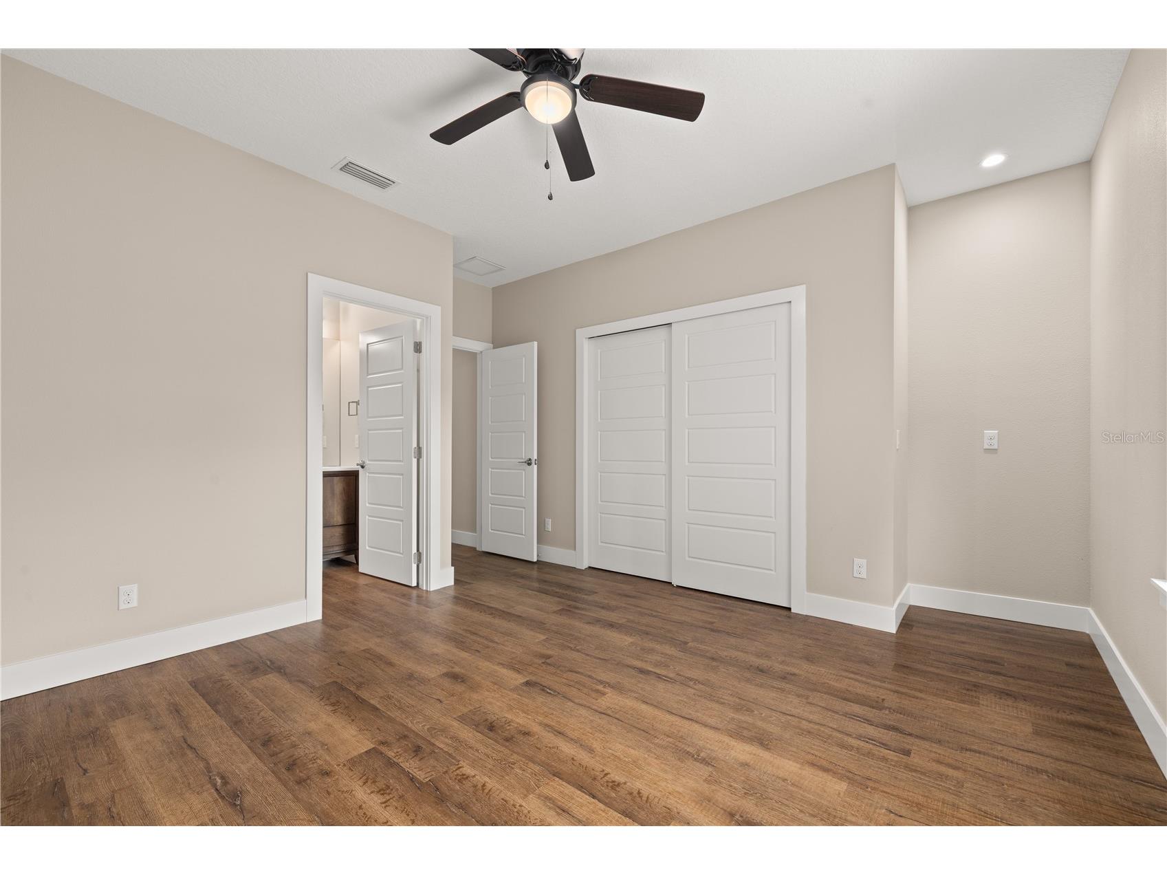 3526 E Crystal Lake Avenue Orlando FL 32806 O6407270 image38