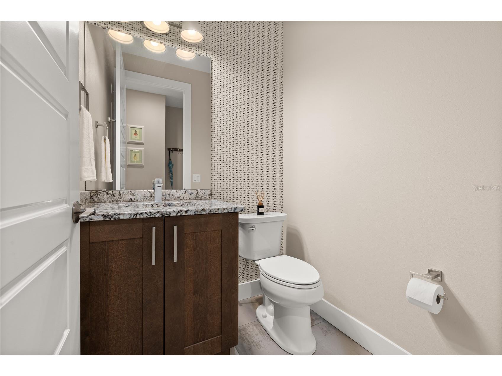 3526 E Crystal Lake Avenue Orlando FL 32806 O6407270 image41