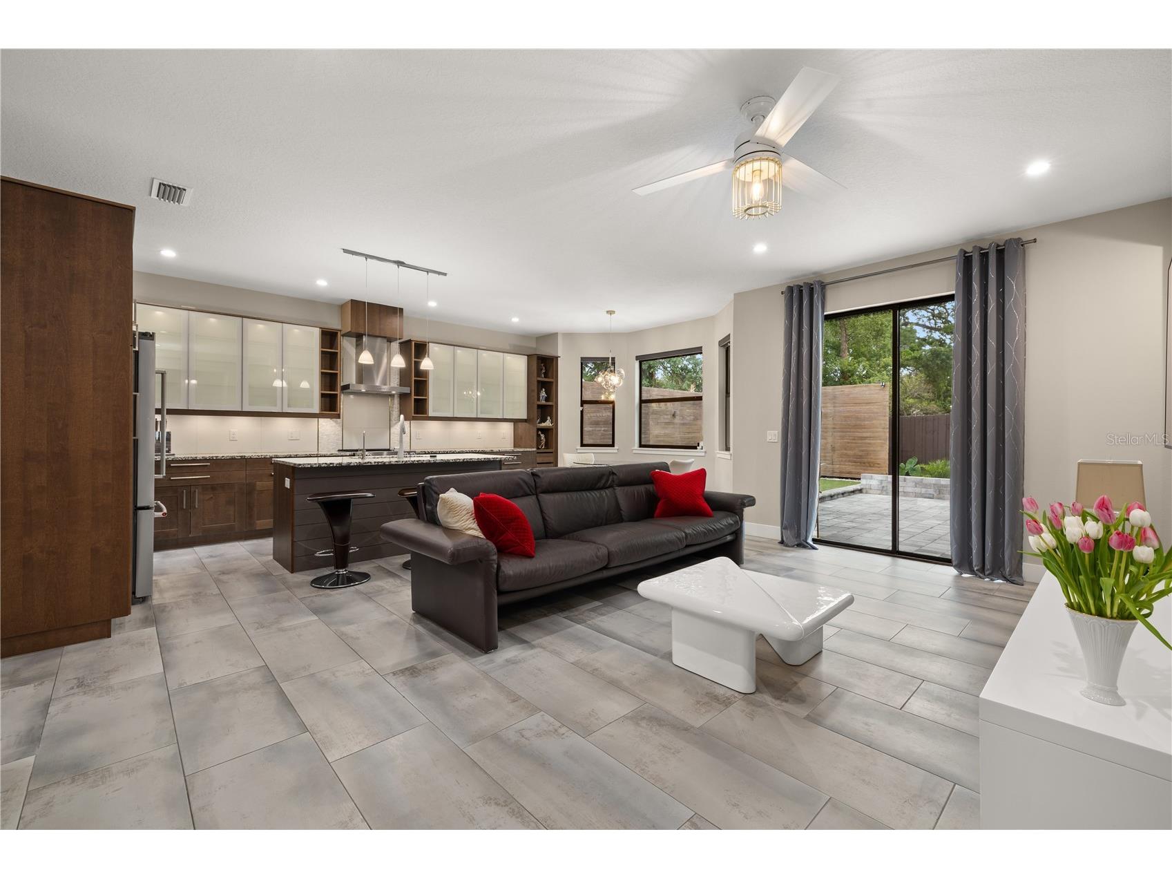 3526 E Crystal Lake Avenue Orlando FL 32806 O6407270 image7