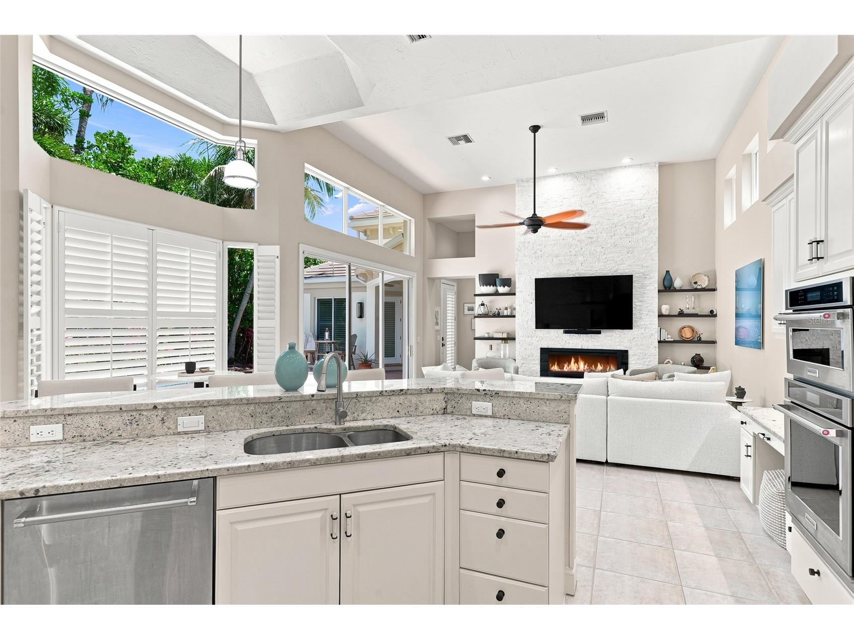 3526 Fair Oaks Lane Longboat Key FL 34228 A4699212 image32