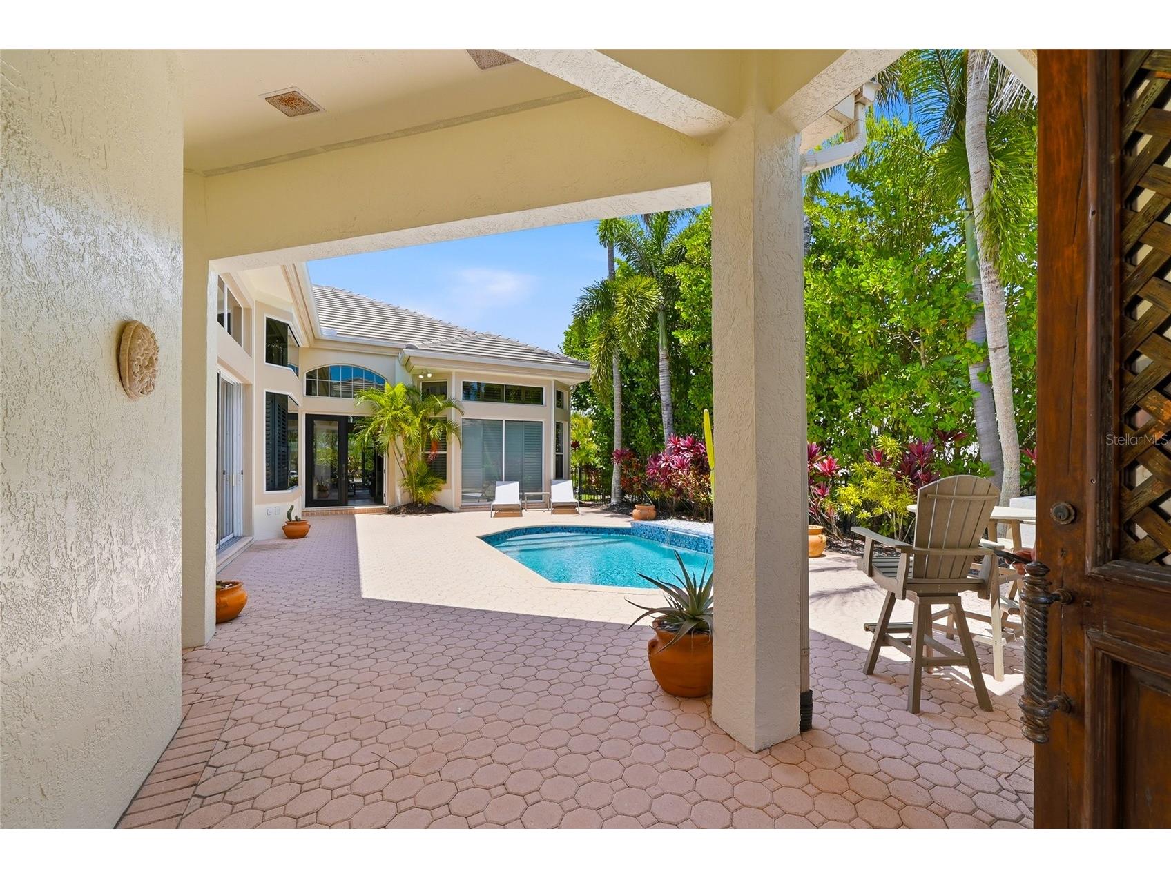 3526 Fair Oaks Lane Longboat Key FL 34228 A4699212 image8