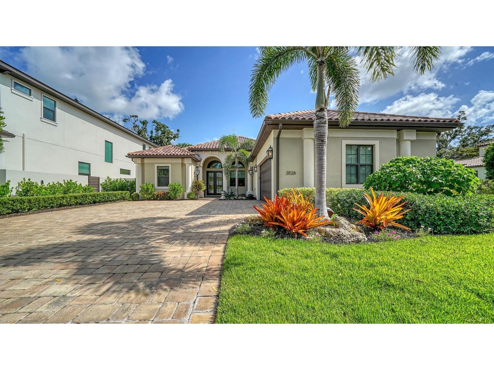 3526 Trebor Lane Sarasota FL 34235 A4665926 image1