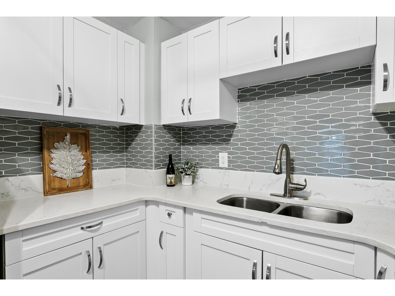 3526 W Paul Avenue Tampa FL 33611 TB8526015 image19