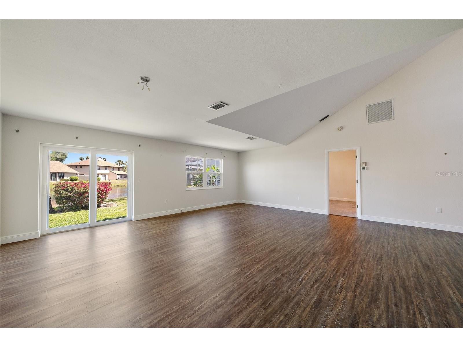 3527 52nd Avenue W Bradenton FL 34210 A4686949 image13