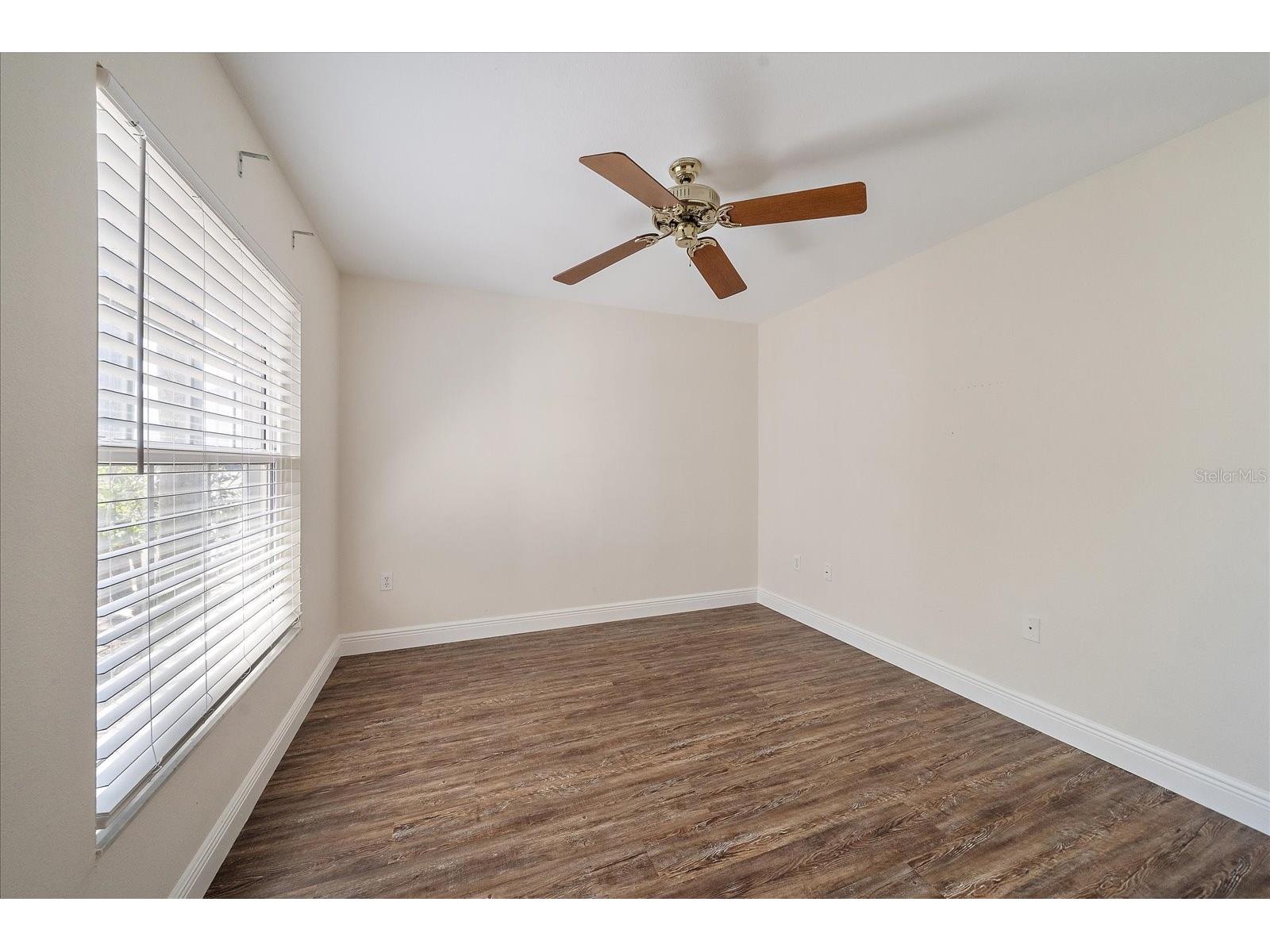 3527 52nd Avenue W Bradenton FL 34210 A4686949 image25