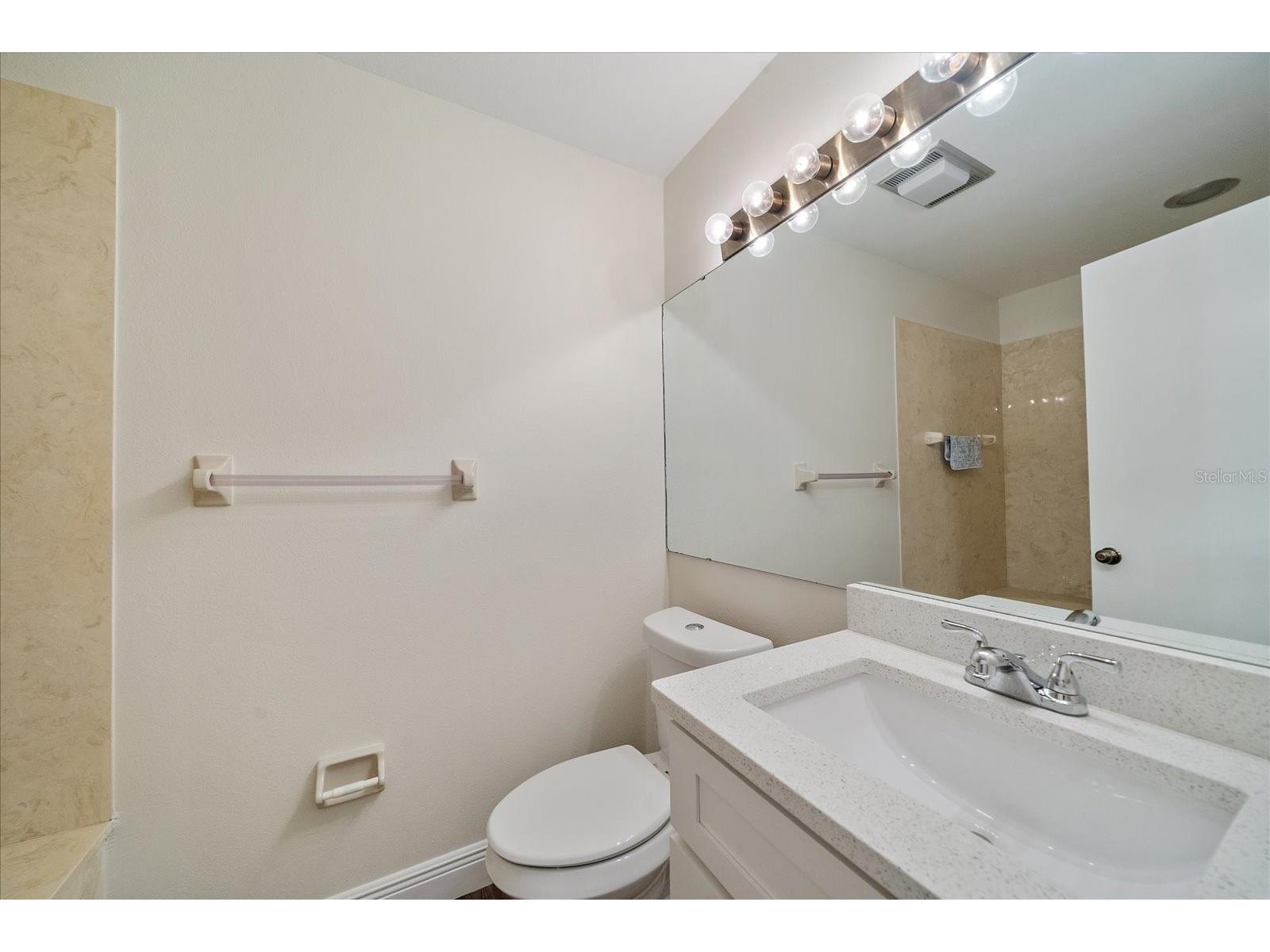 3527 52nd Avenue W Bradenton FL 34210 A4686949 image35