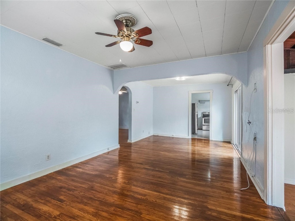 3527 Dartmouth Avenue N Saint Petersburg FL 33713 TB8425108 image16