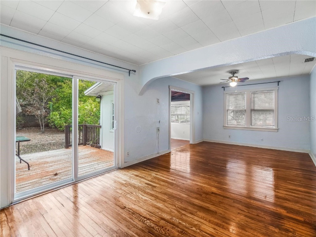 3527 Dartmouth Avenue N Saint Petersburg FL 33713 TB8425108 image17