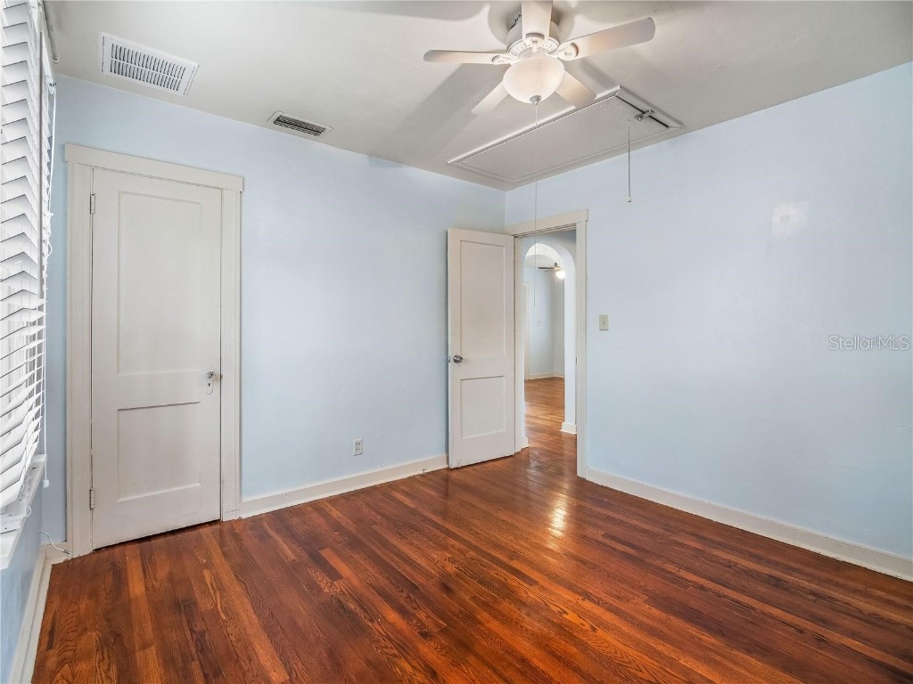 3527 Dartmouth Avenue N Saint Petersburg FL 33713 TB8425108 image22