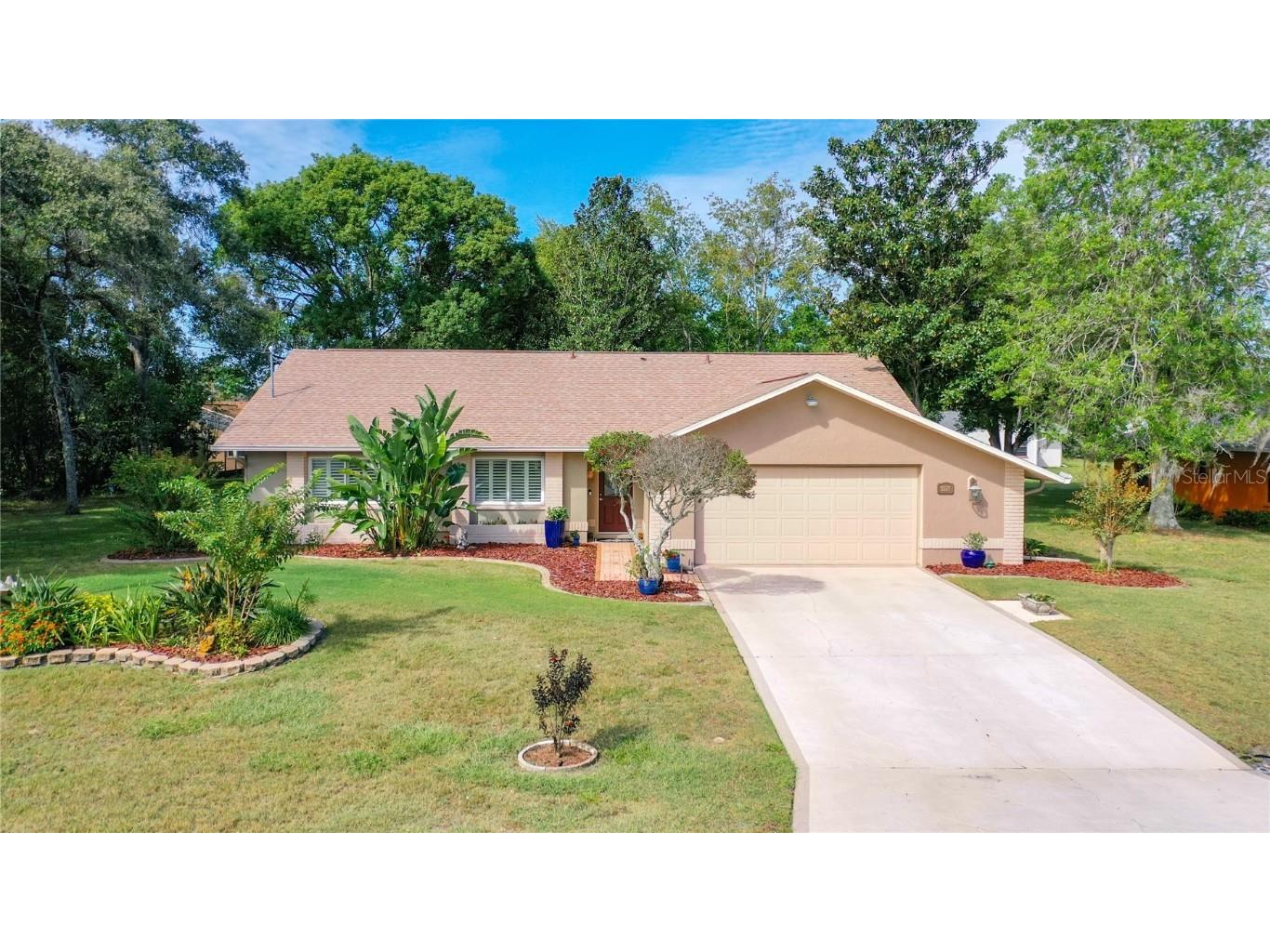 3527 Dow Lane Spring Hill FL 34609 W7858788 image1